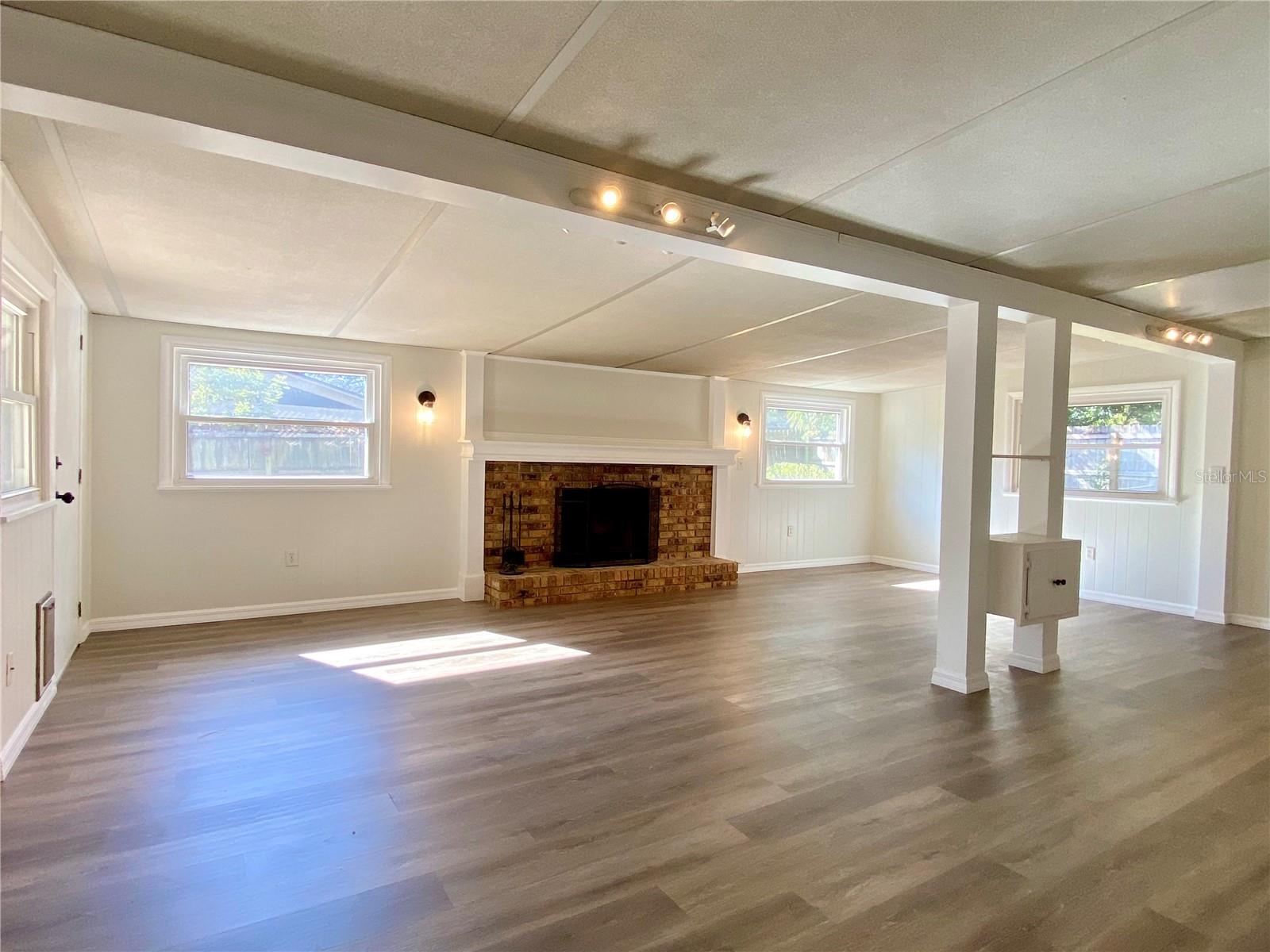 Image 11 of 37 For 1348 Franklin Street