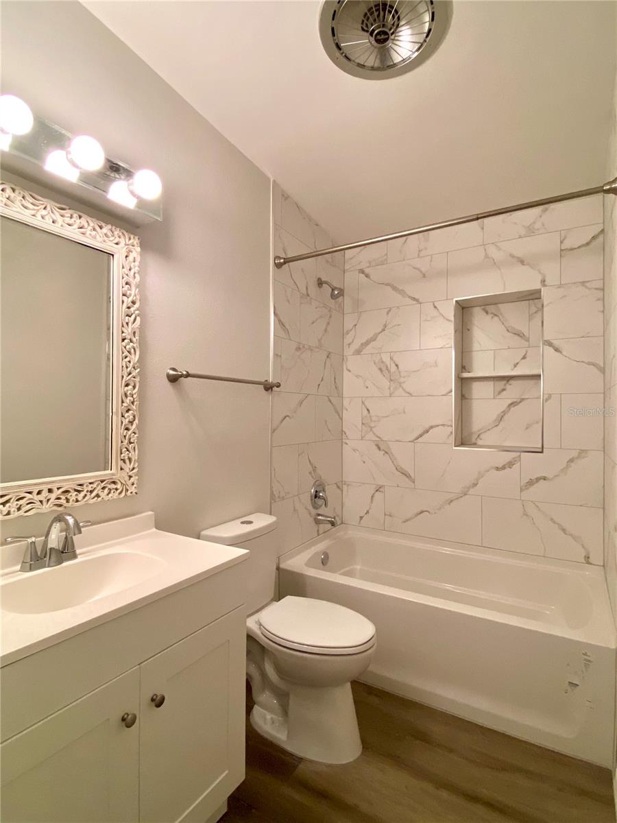 Image 16 of 37 For 1348 Franklin Street