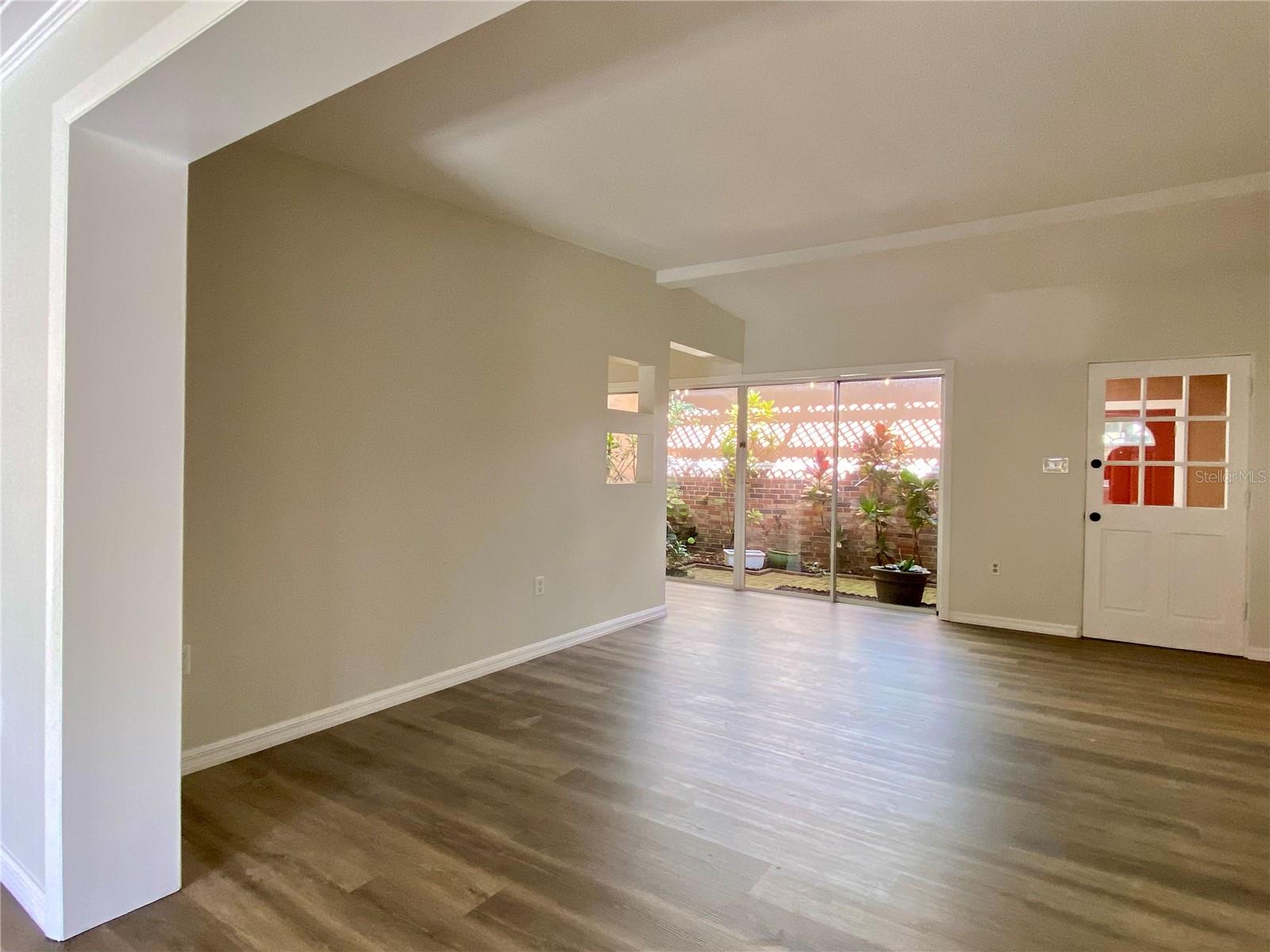 Image 4 of 37 For 1348 Franklin Street