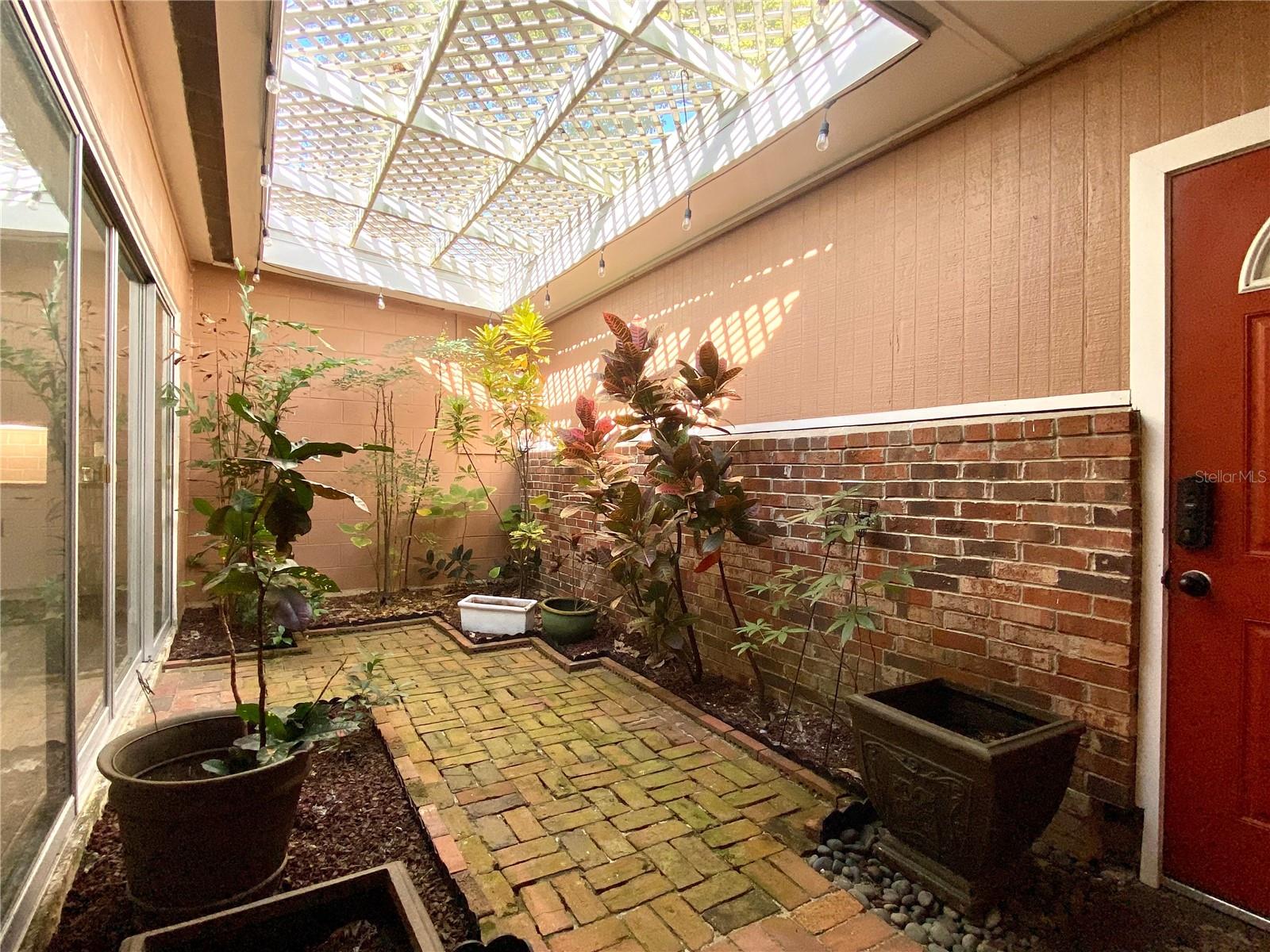 Image 5 of 37 For 1348 Franklin Street