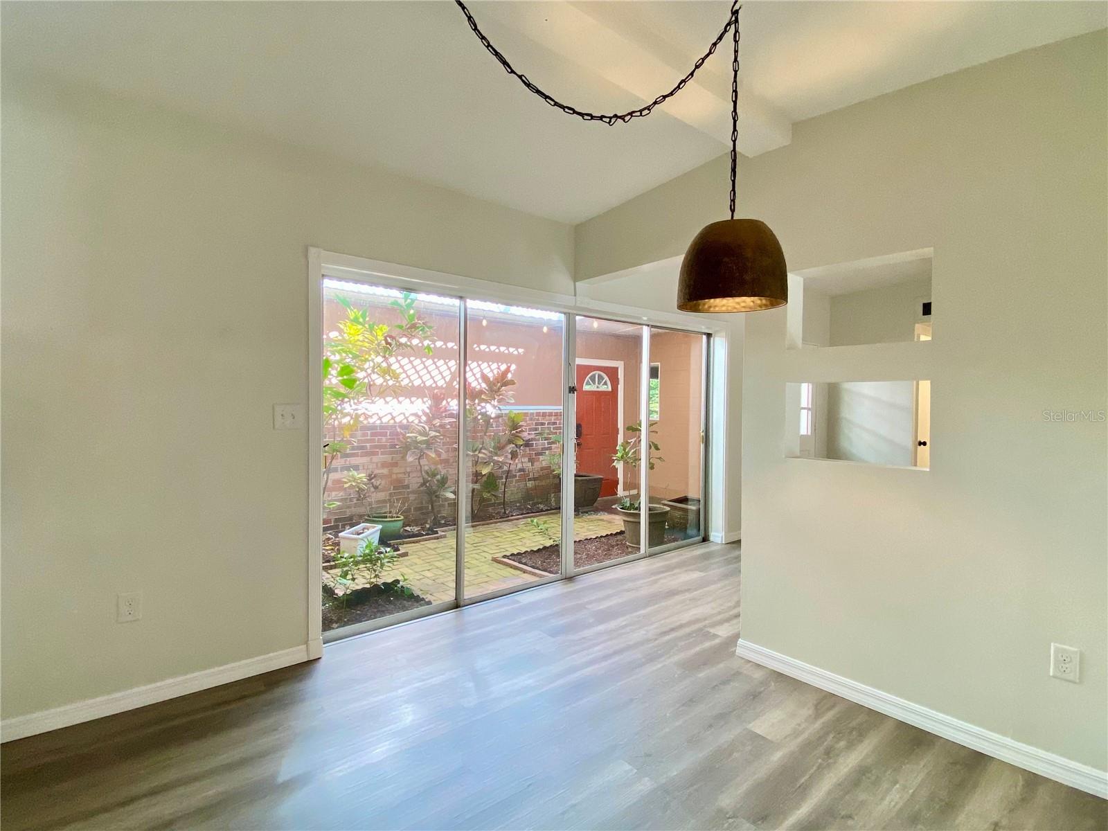 Image 8 of 37 For 1348 Franklin Street