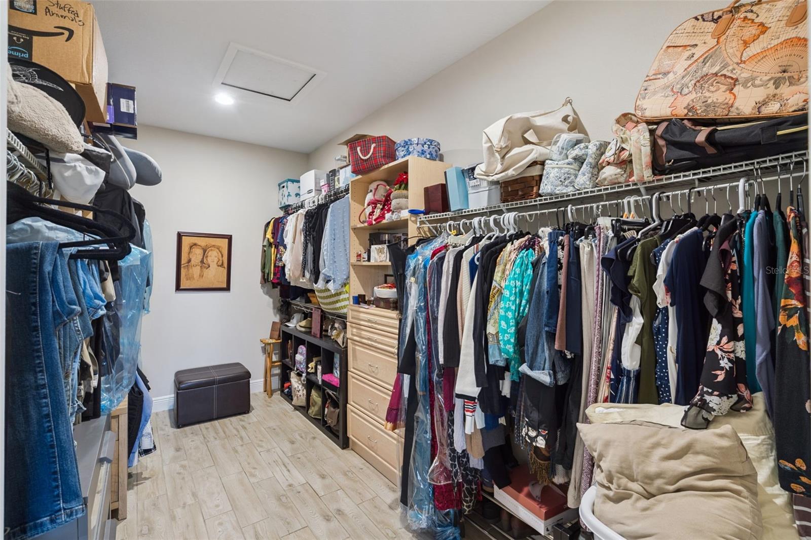 Image 16 of 27 For 735 Black Eagle Drive