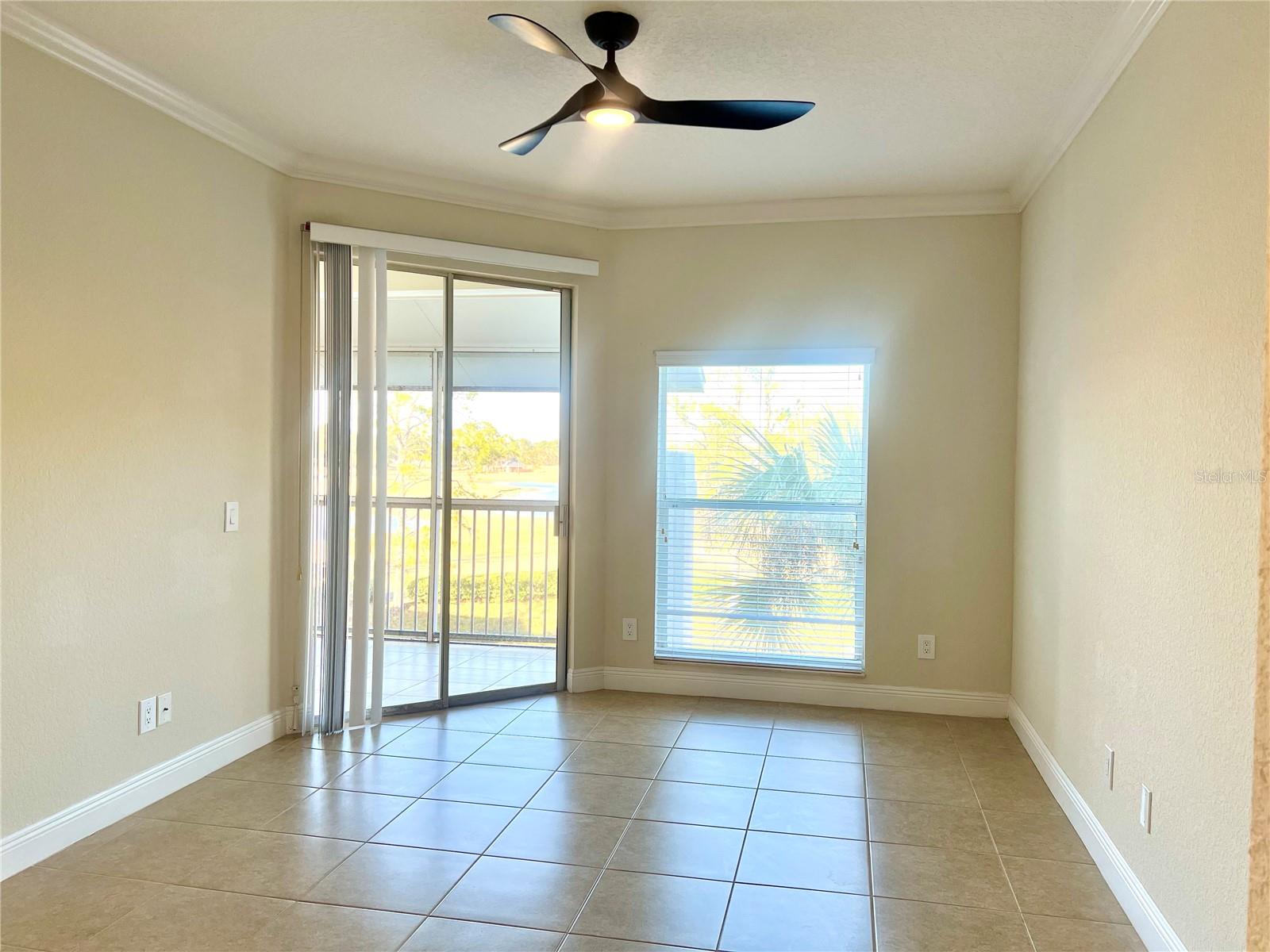 Image 14 of 74 For 443 Hamptoncrest Circle 305