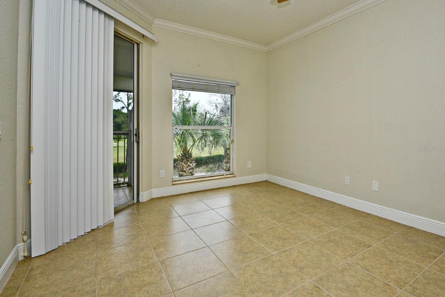 Image 16 of 74 For 443 Hamptoncrest Circle 305