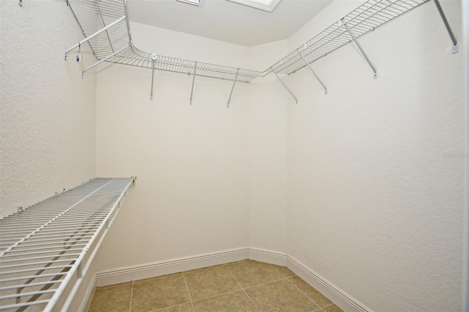 Image 21 of 74 For 443 Hamptoncrest Circle 305