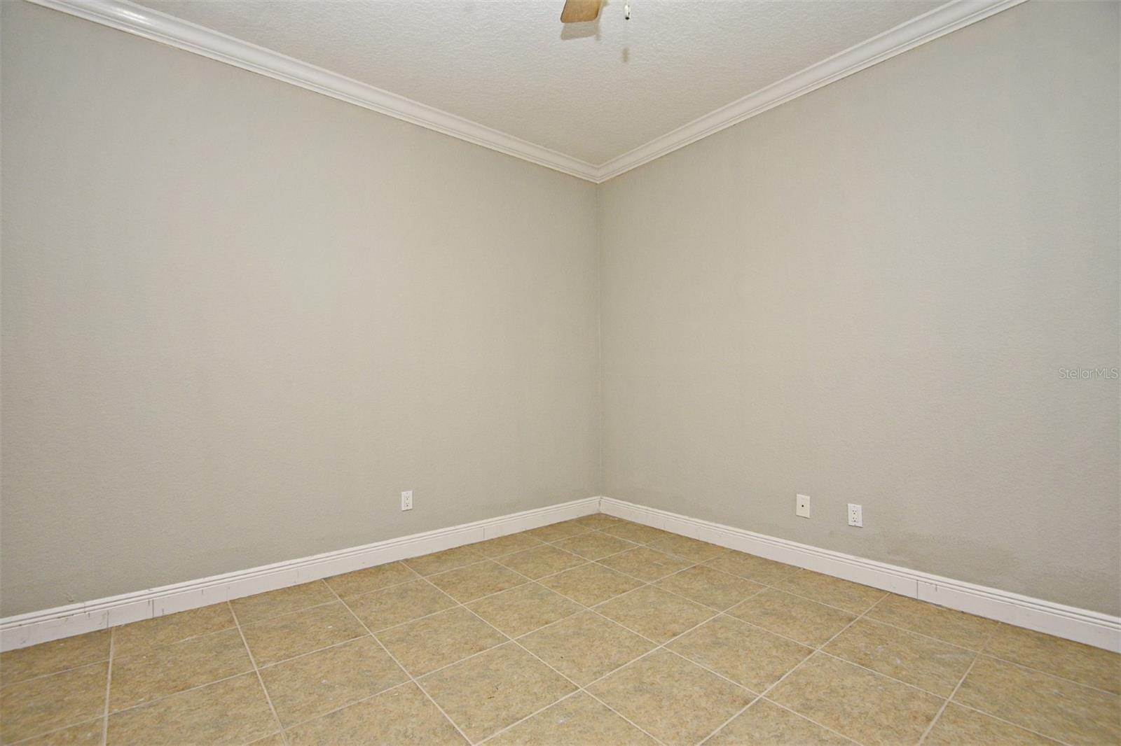 Image 22 of 74 For 443 Hamptoncrest Circle 305