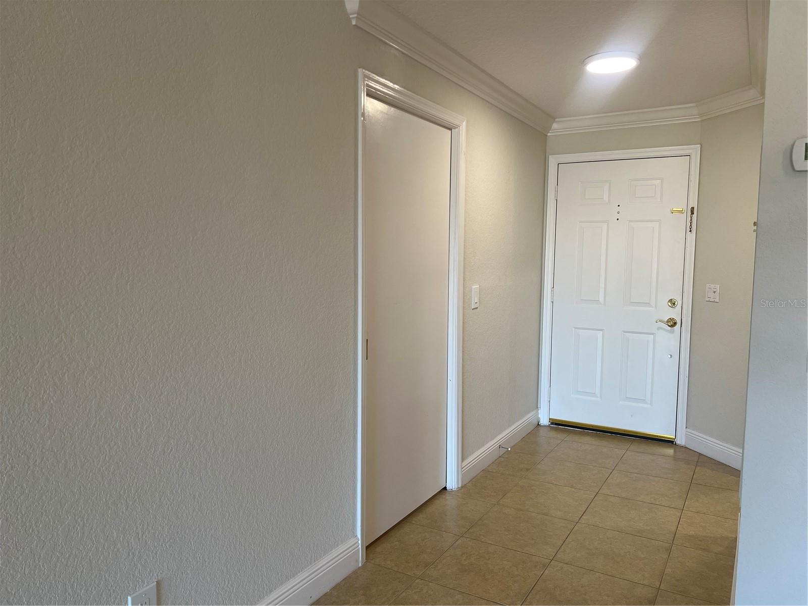 Image 27 of 74 For 443 Hamptoncrest Circle 305