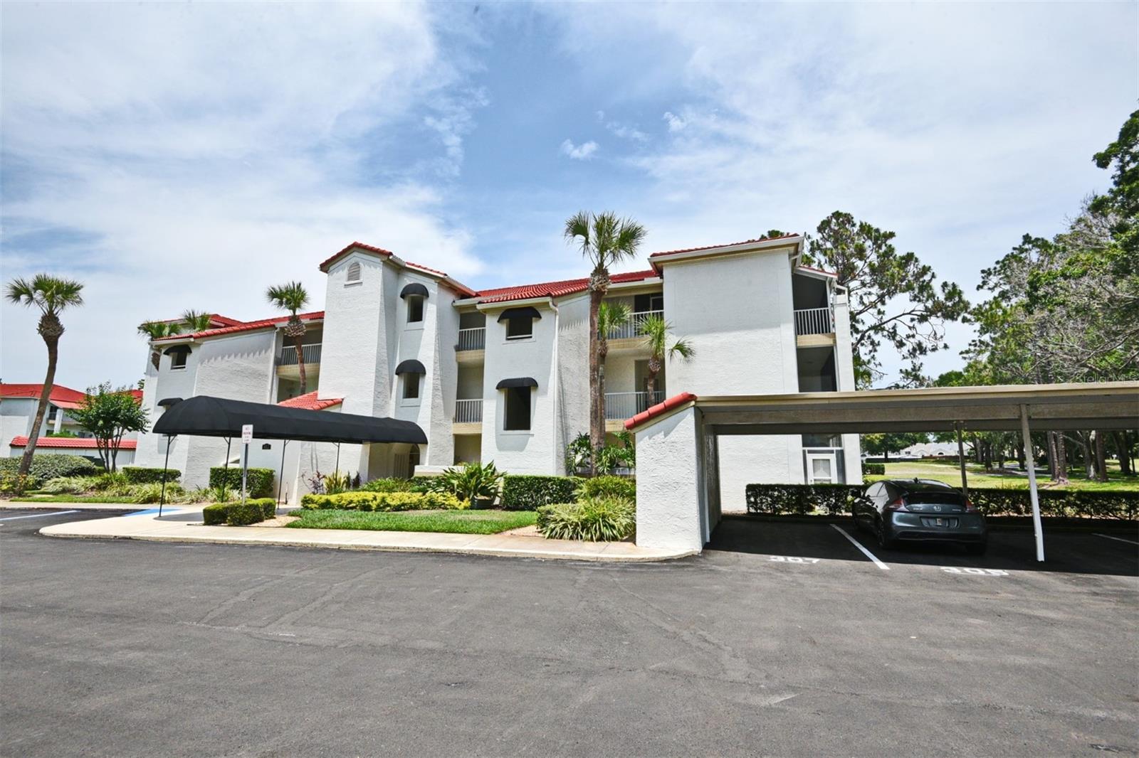 Image 36 of 74 For 443 Hamptoncrest Circle 305