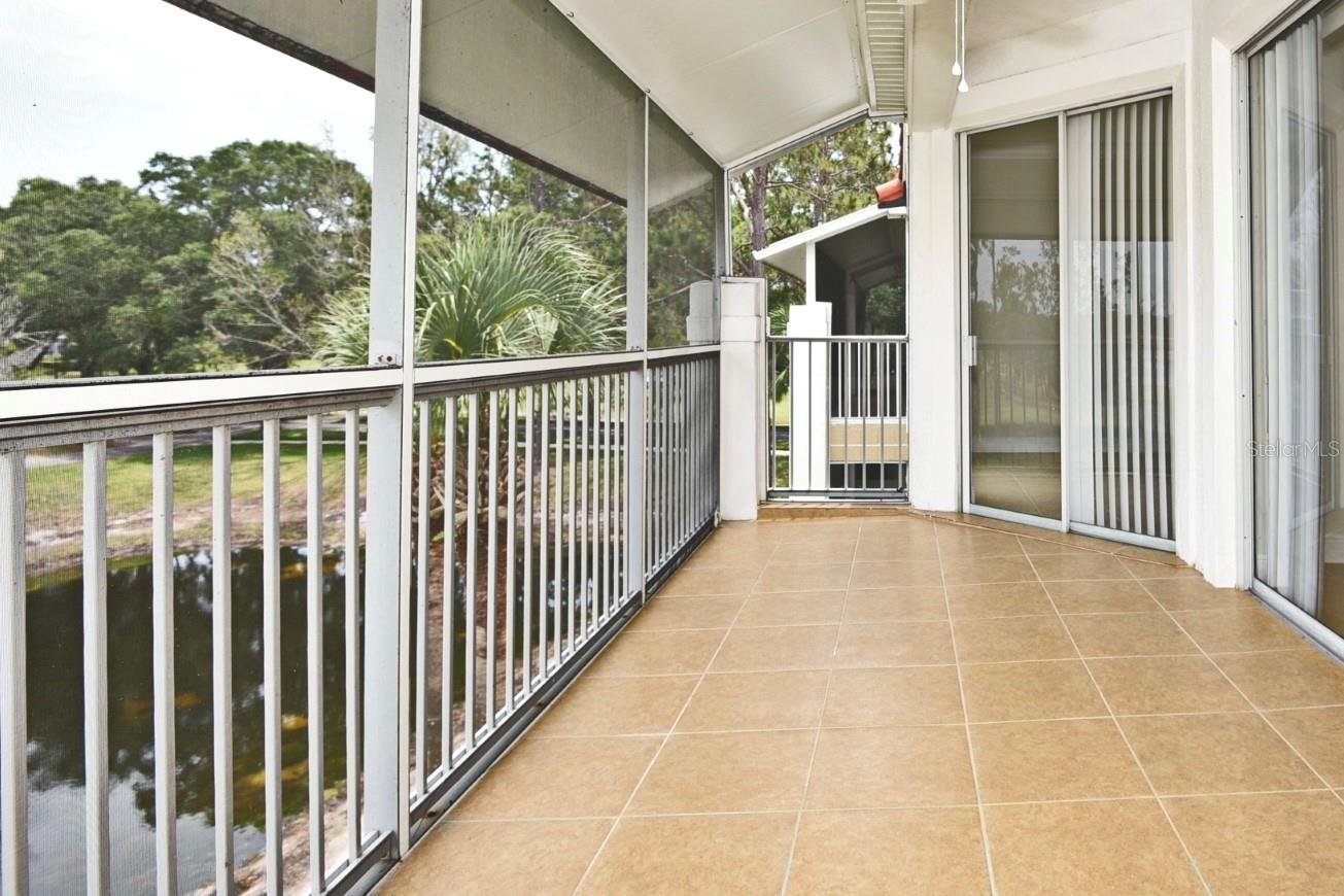 Image 4 of 74 For 443 Hamptoncrest Circle 305