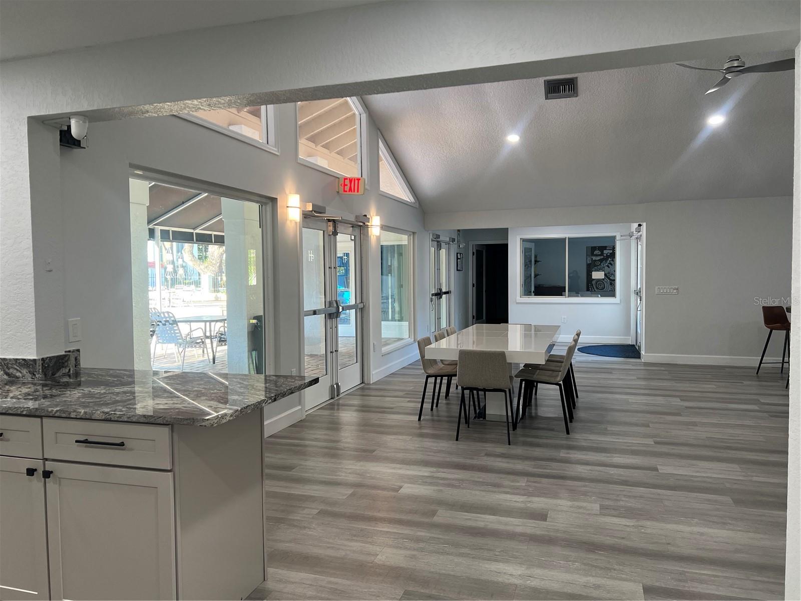 Image 44 of 74 For 443 Hamptoncrest Circle 305