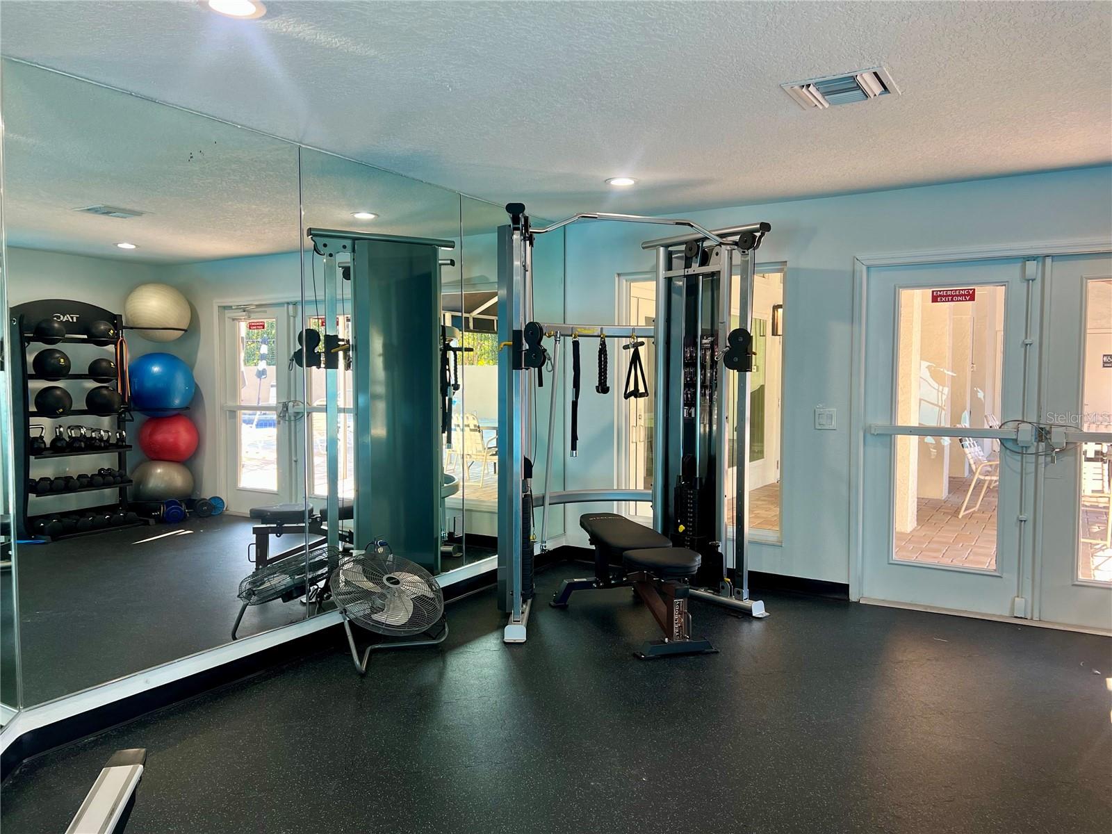 Image 49 of 74 For 443 Hamptoncrest Circle 305