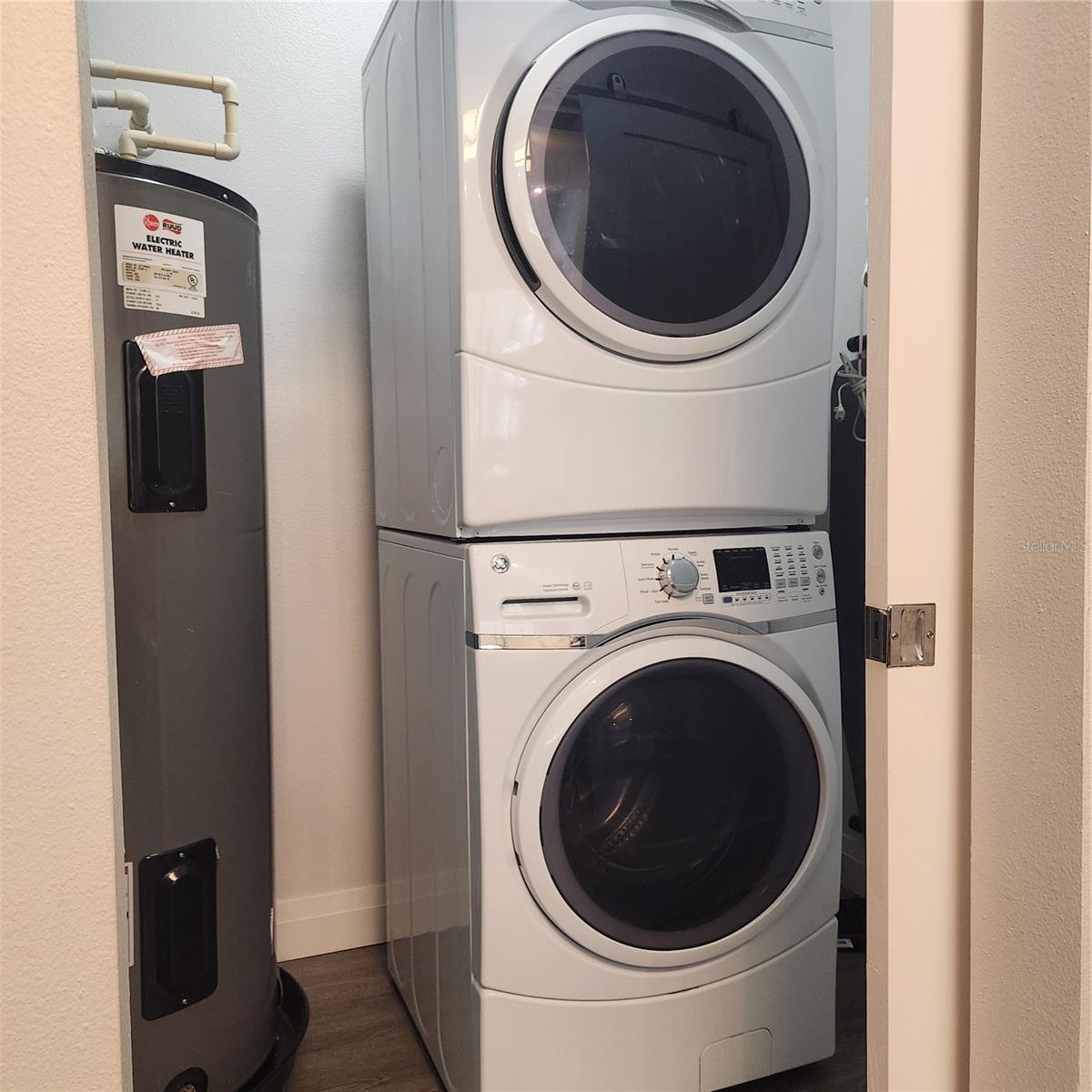 Image 31 of 61 For 14501 Grove Resort Avenue 2138