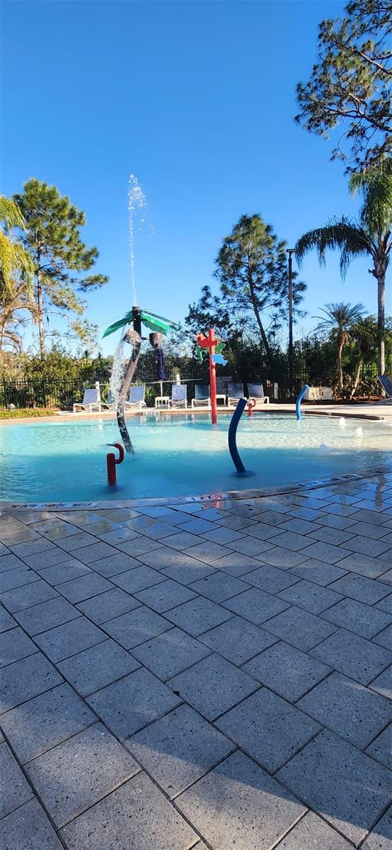 Image 39 of 61 For 14501 Grove Resort Avenue 2138