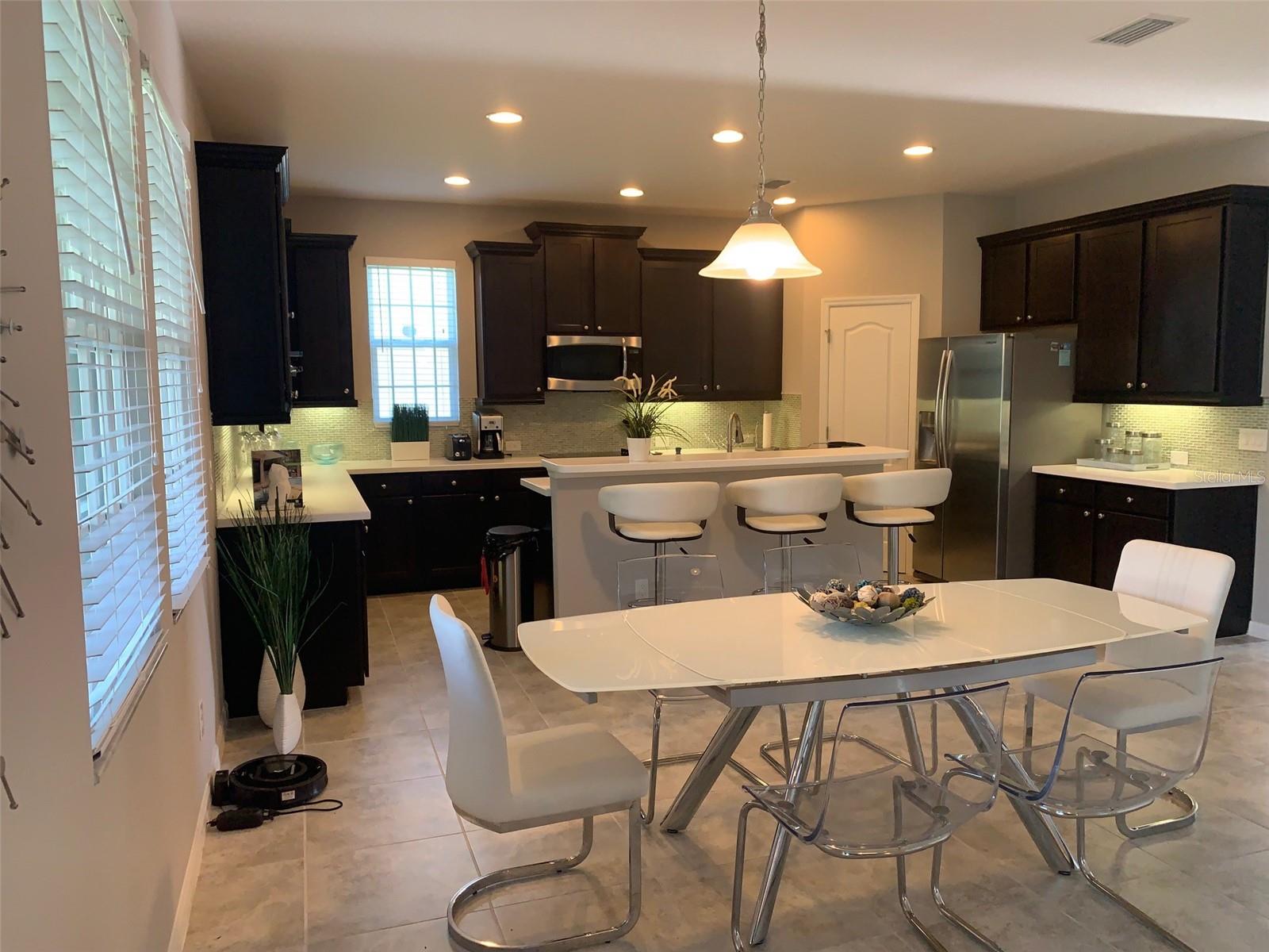 Image 14 of 52 For 4845 Maple Park Street