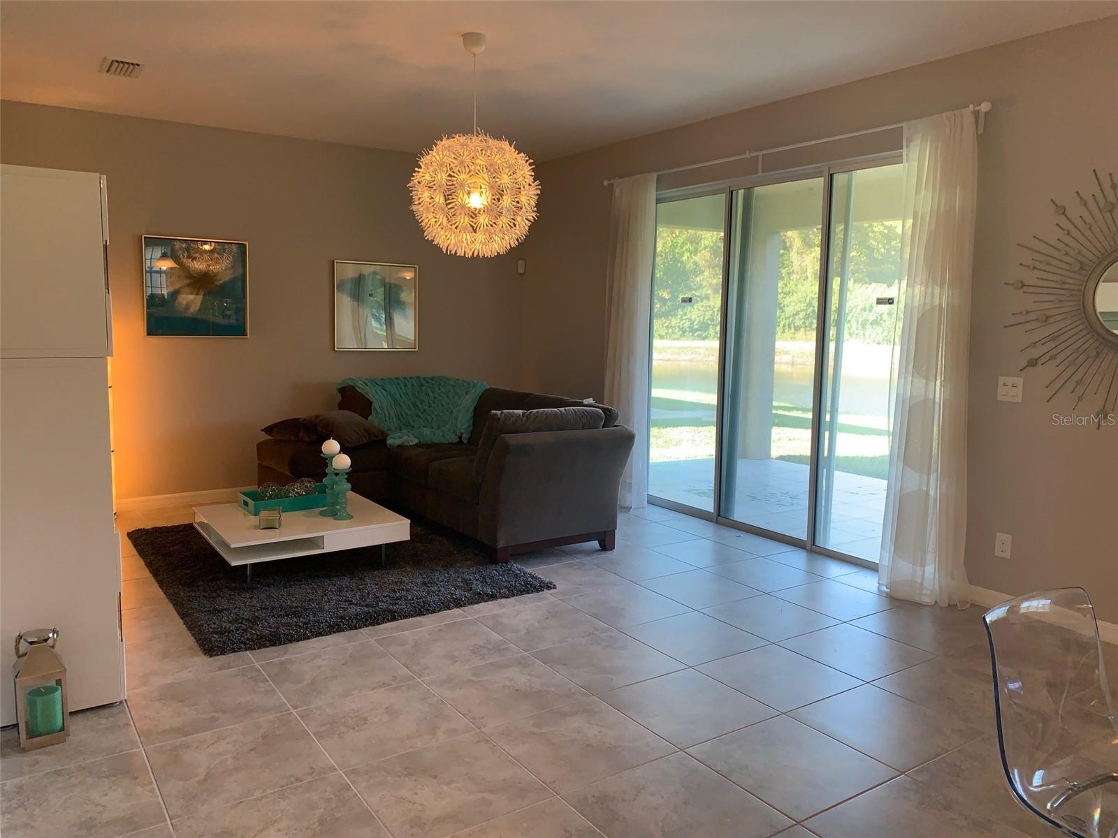 Image 16 of 52 For 4845 Maple Park Street