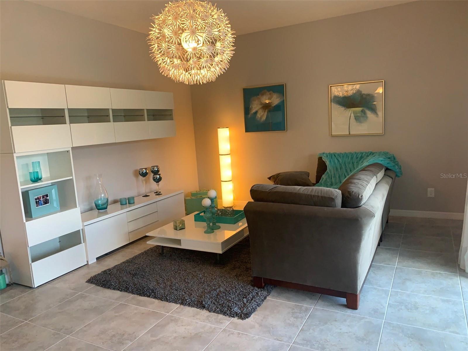 Image 20 of 52 For 4845 Maple Park Street