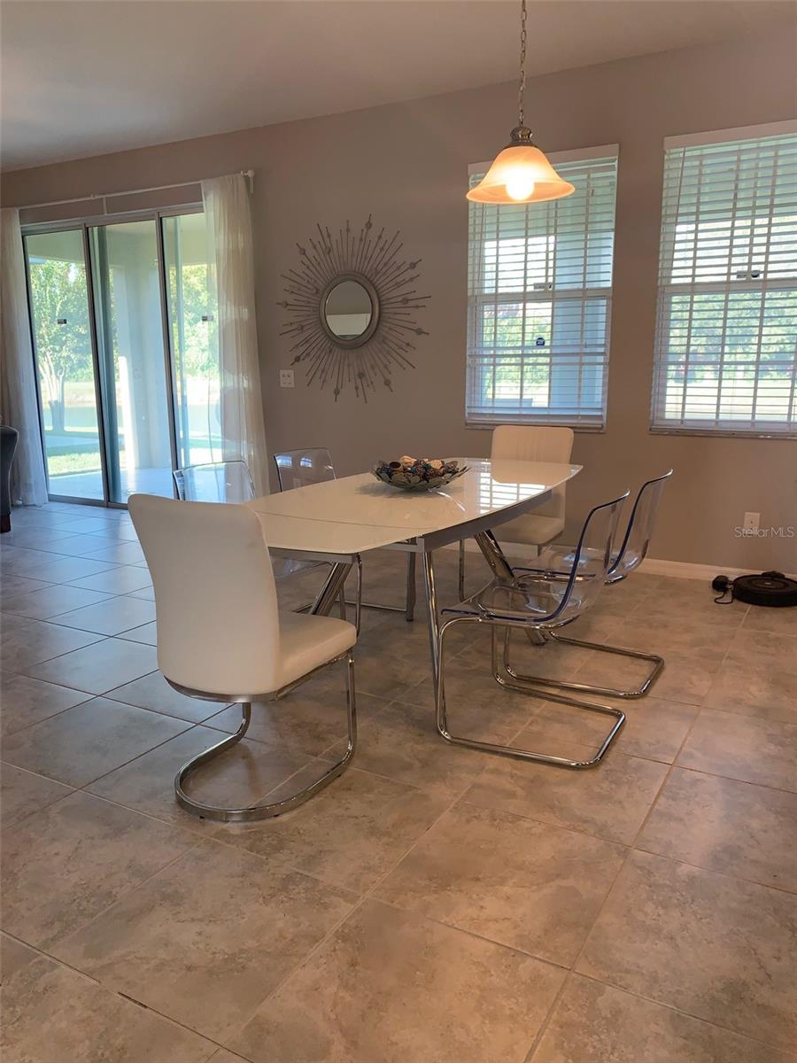 Image 24 of 52 For 4845 Maple Park Street