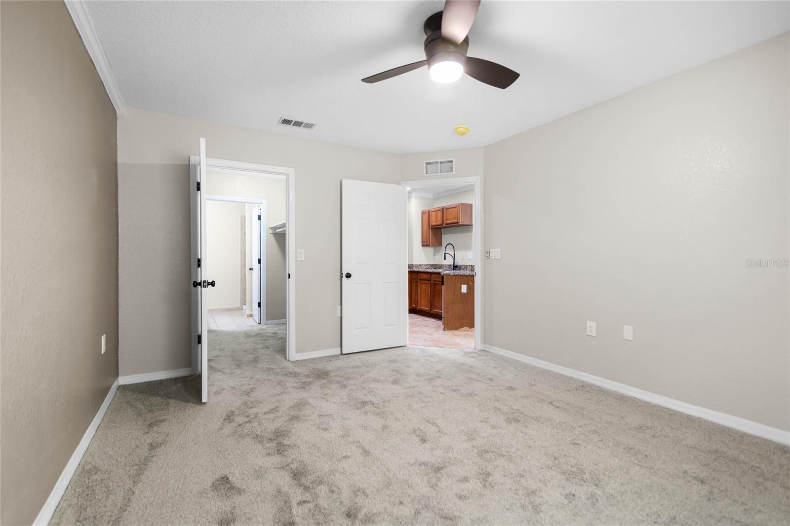 Image 23 of 32 For 4600 Moody Boulevard 9n