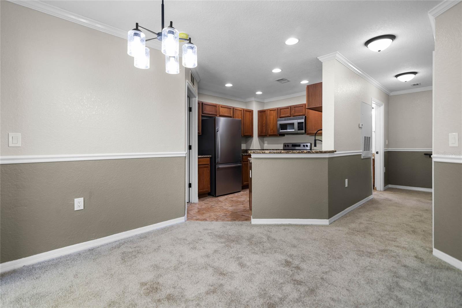 Image 7 of 32 For 4600 Moody Boulevard 9n