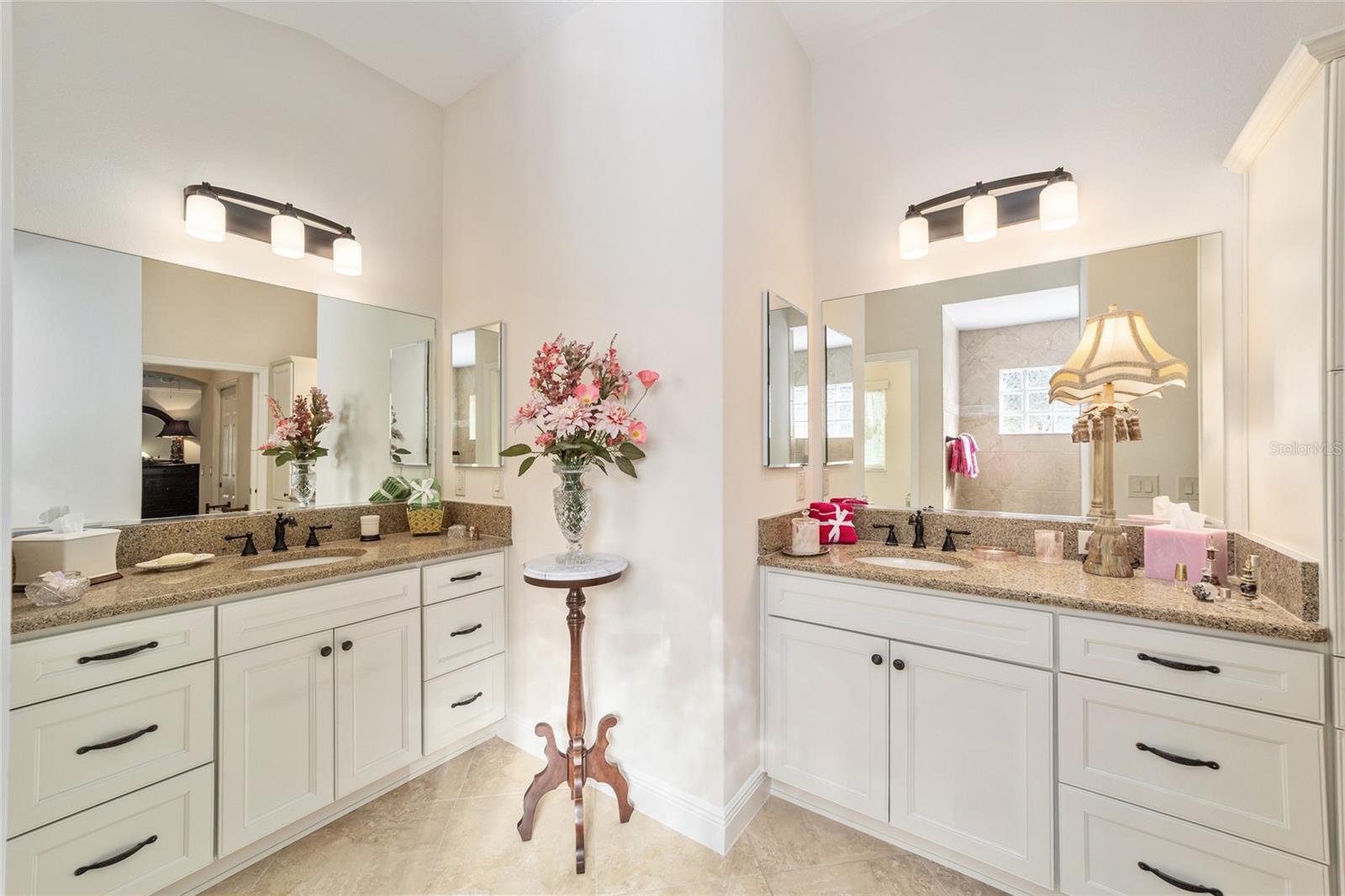 Image 34 of 53 For 5647 Key Deer Path