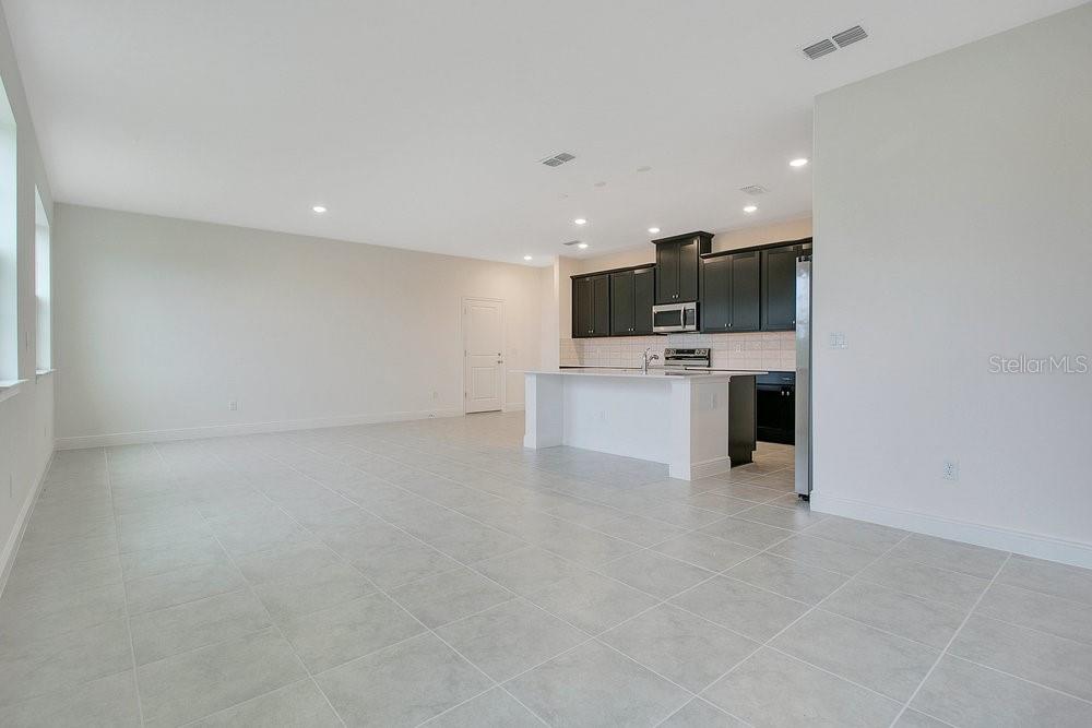 Image 6 of 25 For 4807 Cross Prairie Parkway