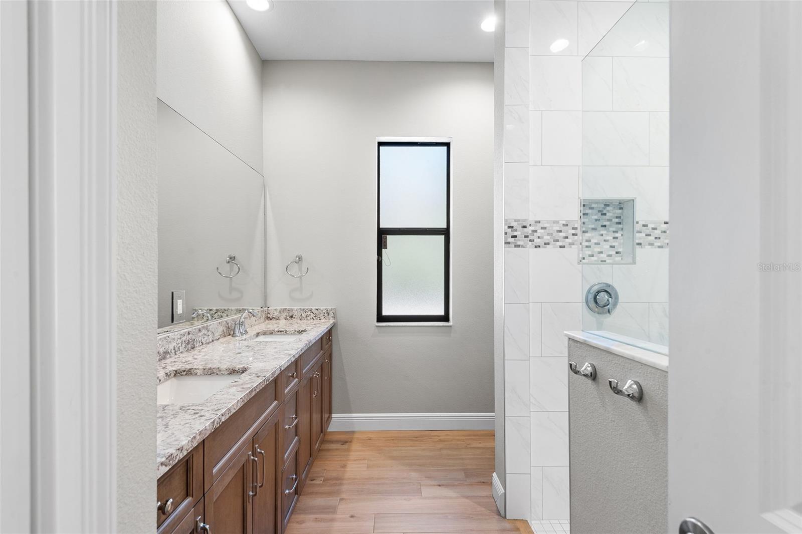 Image 23 of 36 For 11979 Pasco Trails Boulevard