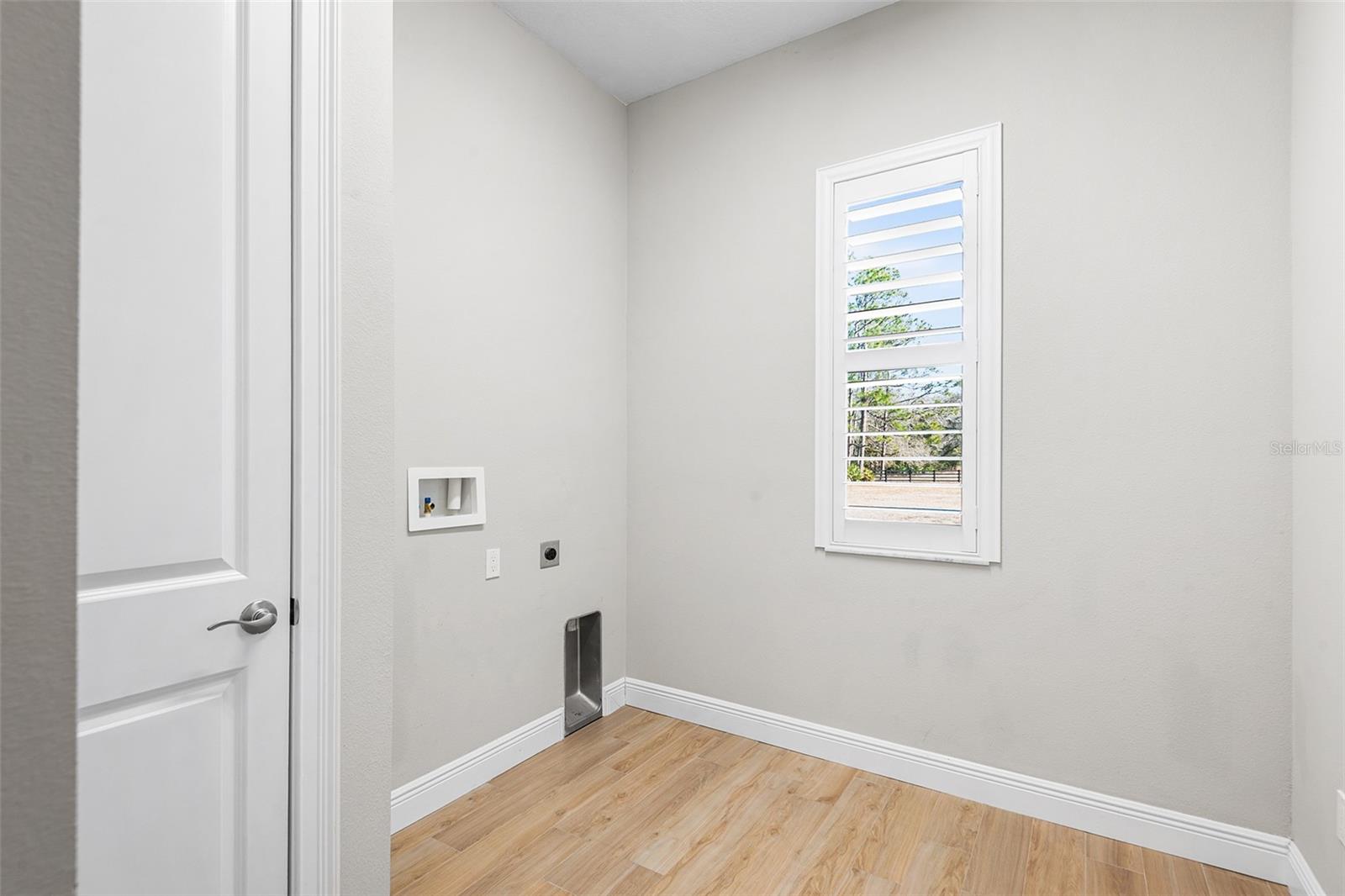 Image 32 of 36 For 11979 Pasco Trails Boulevard