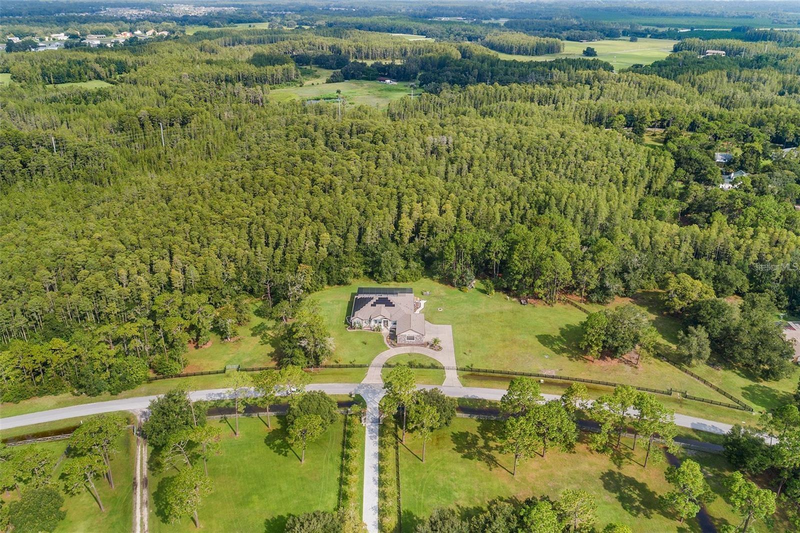 Image 34 of 36 For 11979 Pasco Trails Boulevard