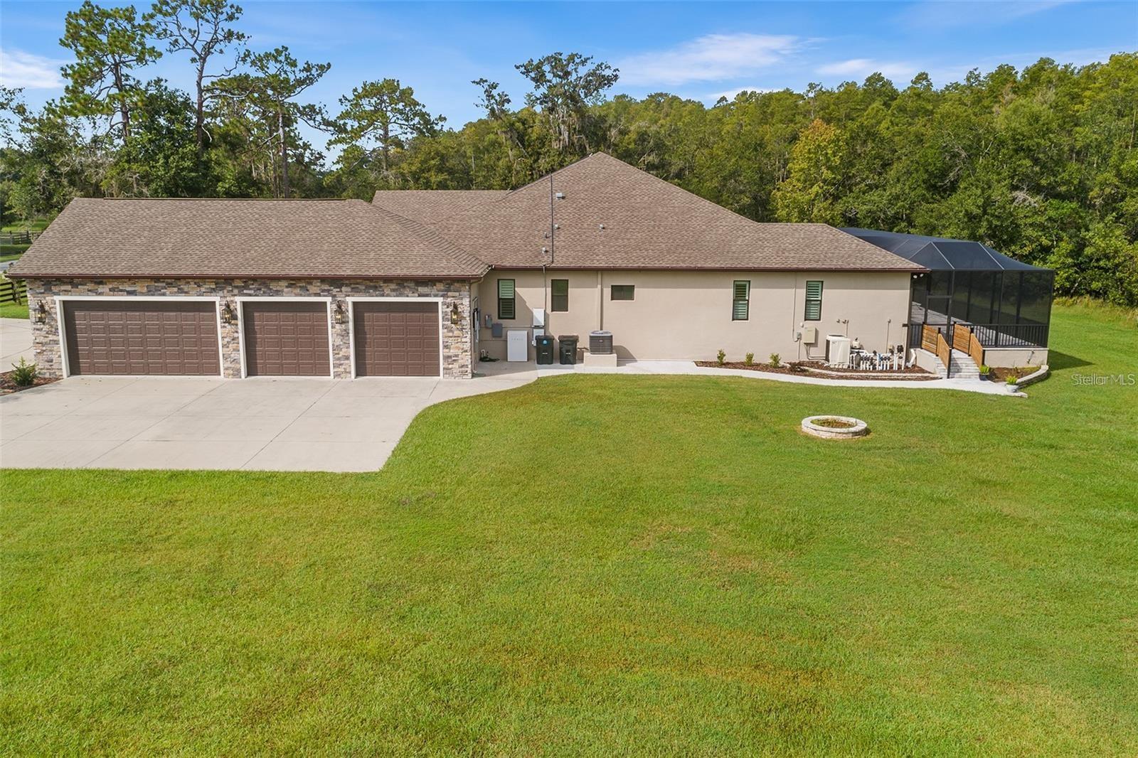 Image 35 of 36 For 11979 Pasco Trails Boulevard