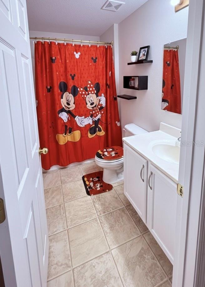 Image 22 of 27 For 5764 Royal Hills Circle