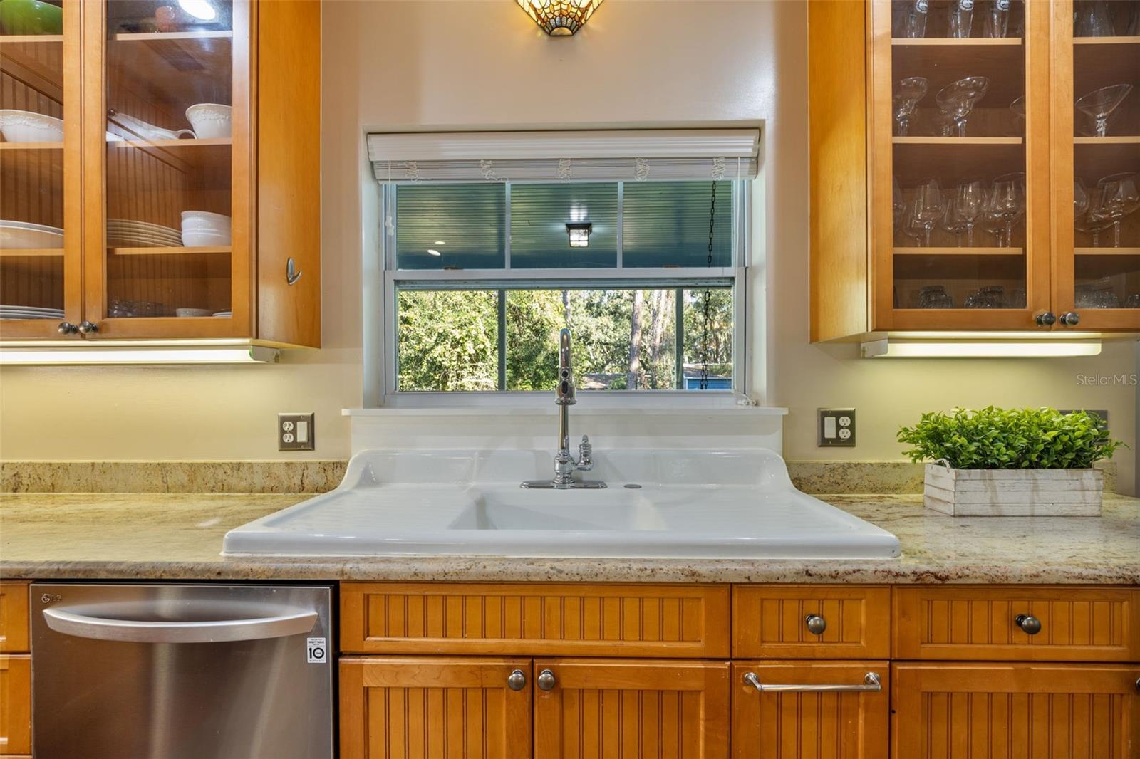 Image 21 of 98 For 37810 Boyd Road