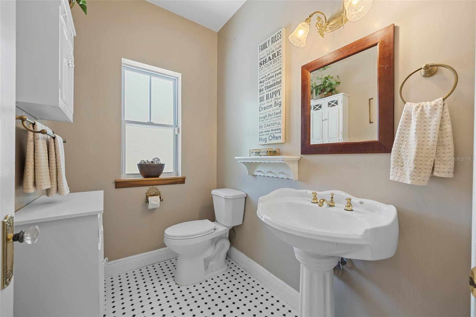 Image 31 of 98 For 37810 Boyd Road