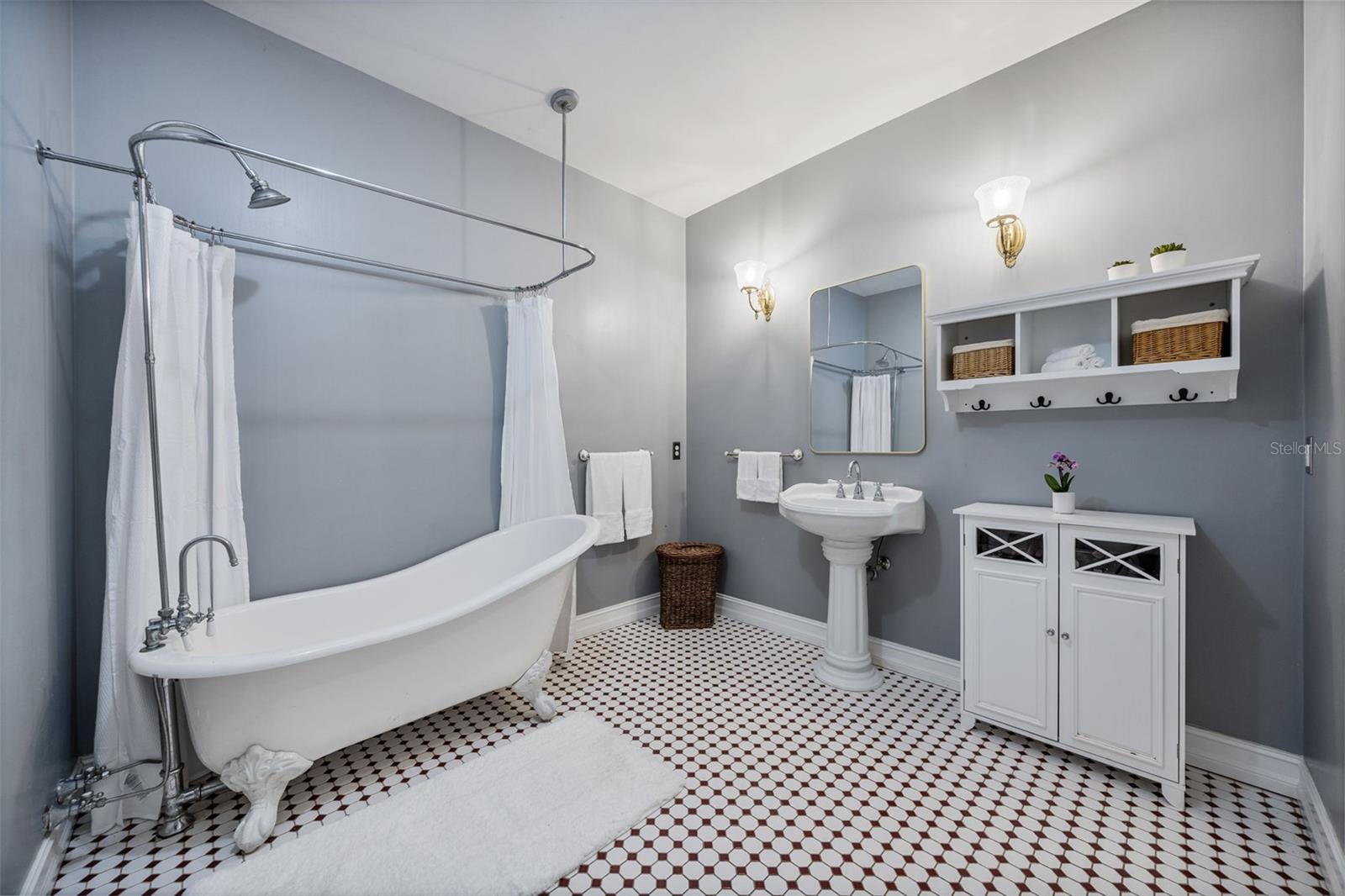 Image 52 of 98 For 37810 Boyd Road