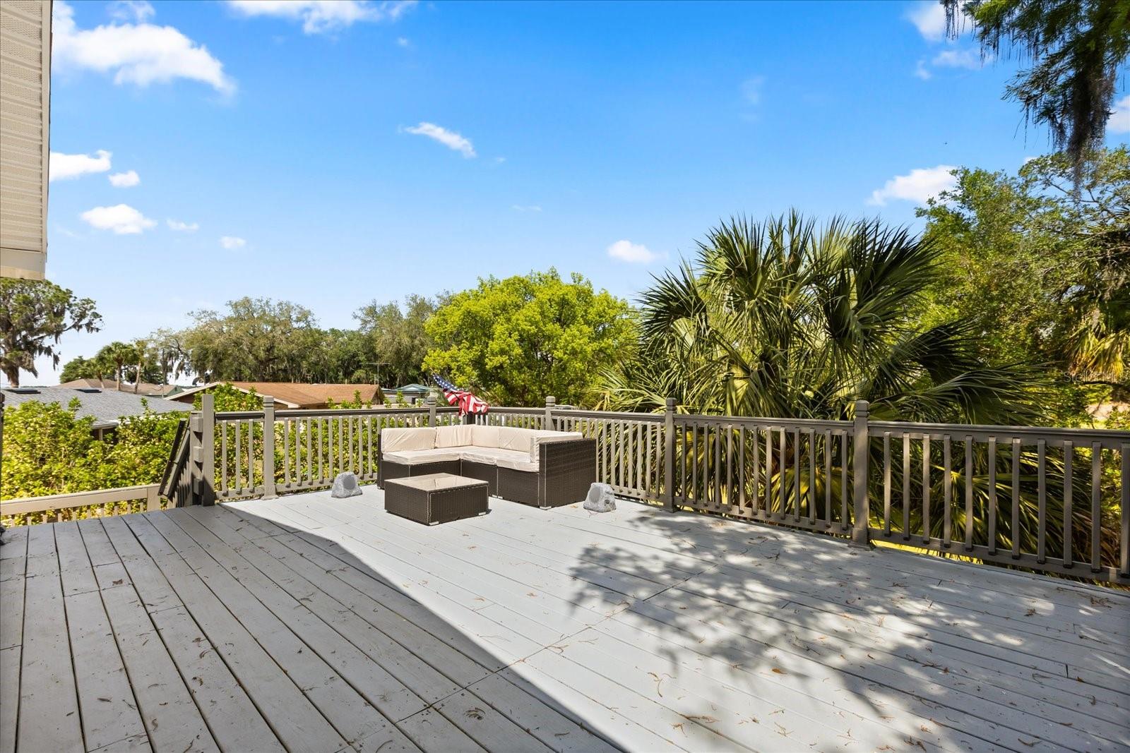 Image 23 of 34 For 7247 Treasure Island Road