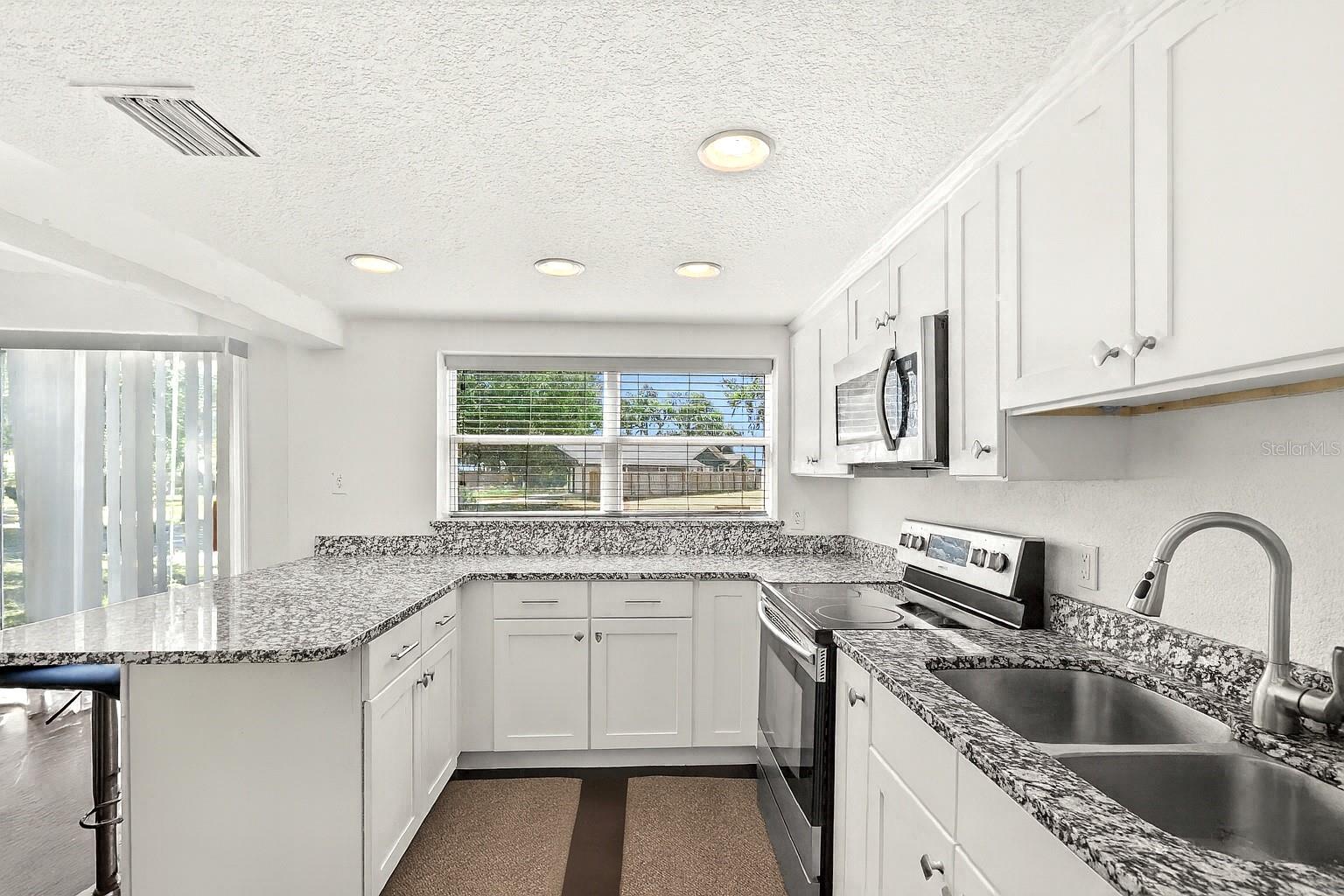 Image 8 of 34 For 7247 Treasure Island Road