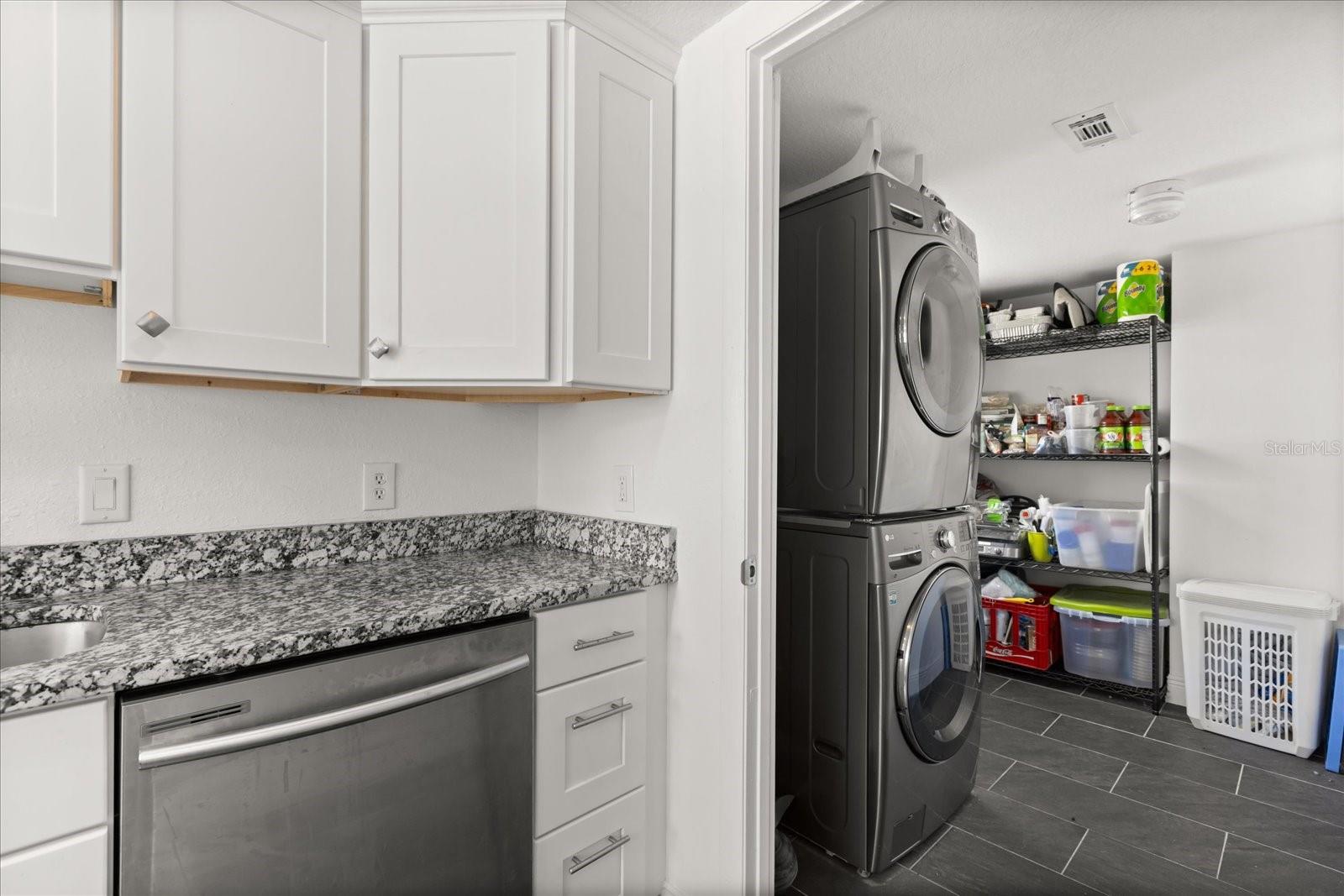 Image 9 of 34 For 7247 Treasure Island Road