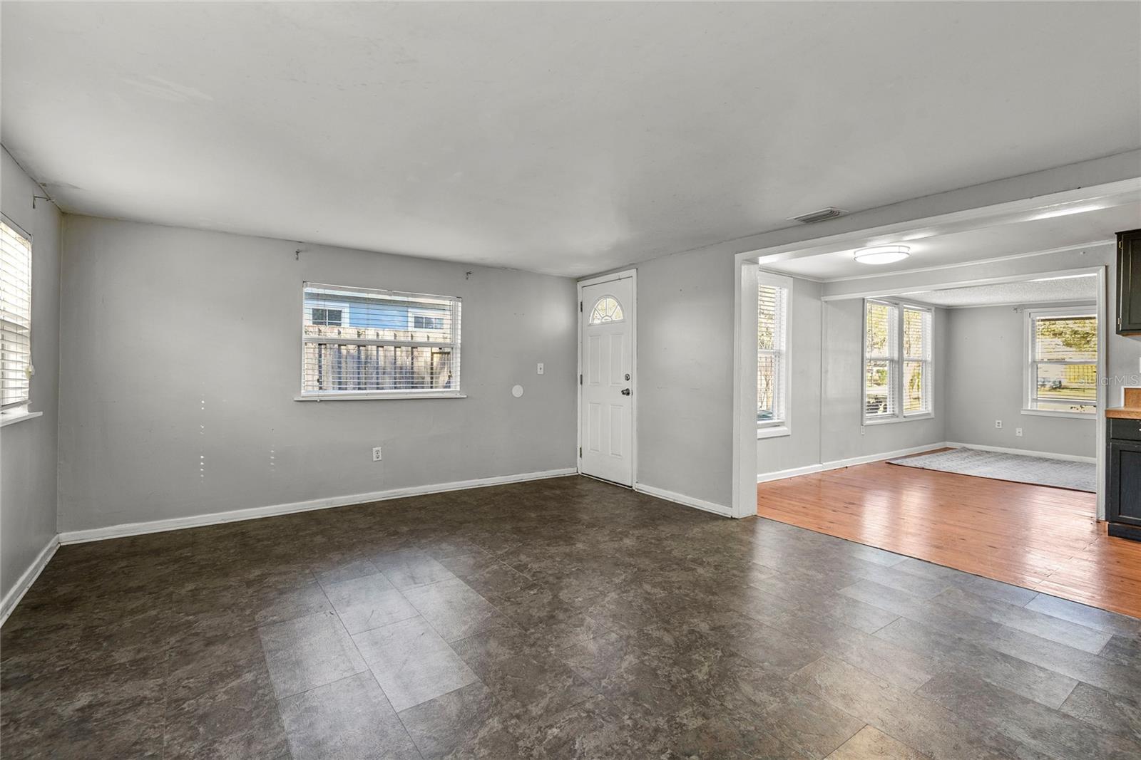 Image 15 of 28 For 173 Floyd Avenue