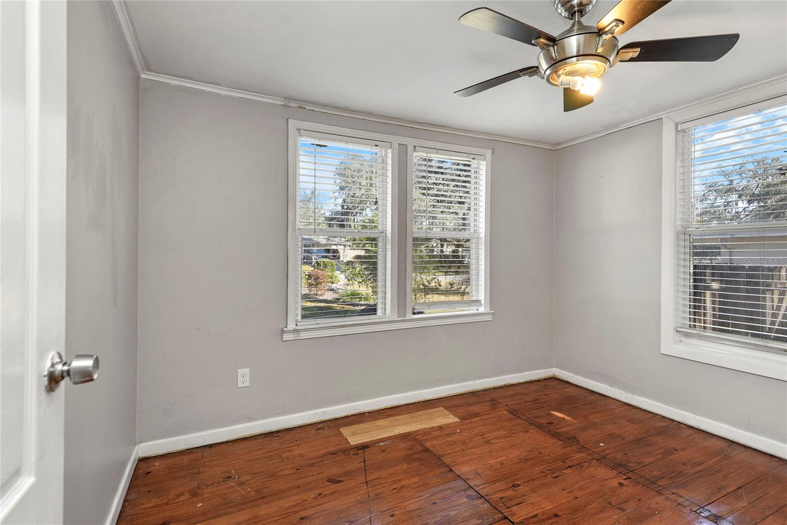 Image 20 of 28 For 173 Floyd Avenue