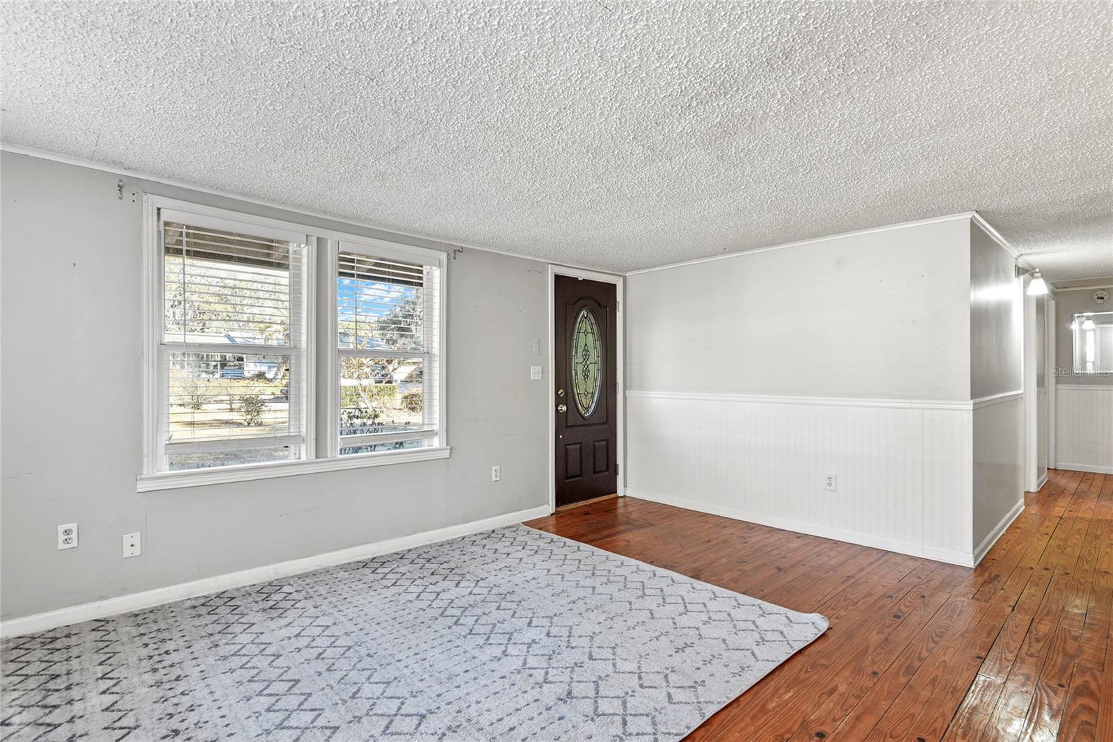 Image 9 of 28 For 173 Floyd Avenue