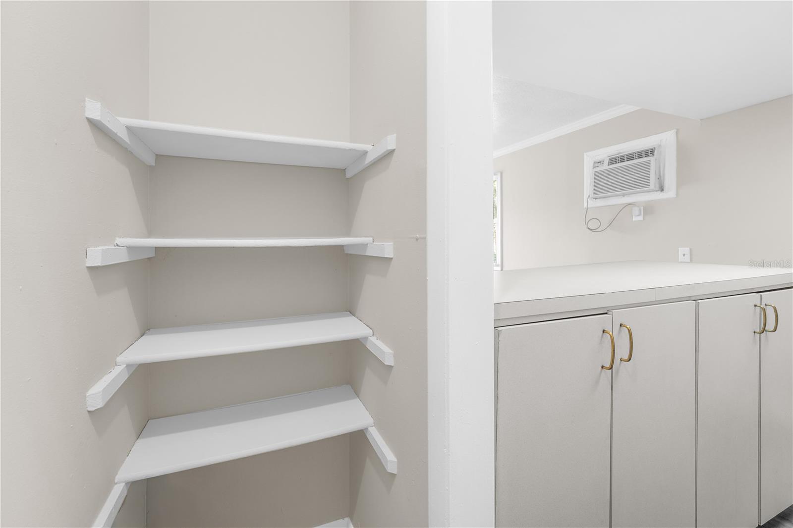 Image 11 of 17 For 5123 Curry Ford Road 3