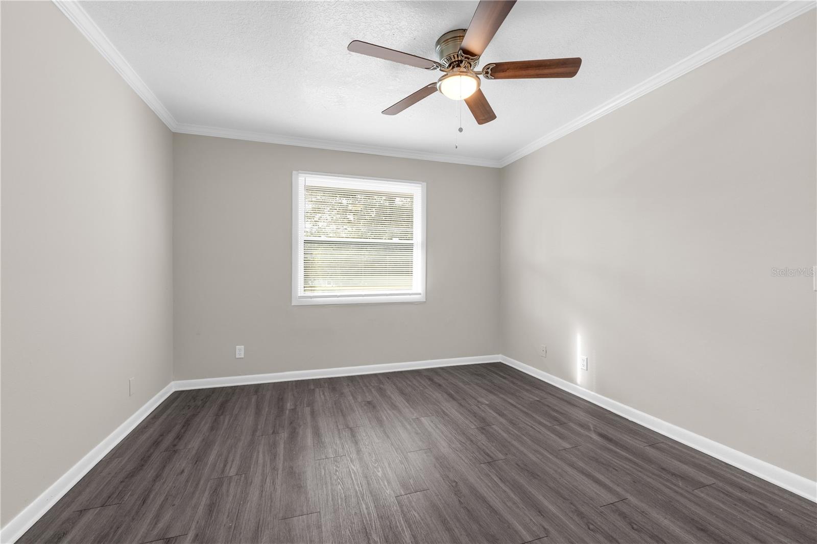 Image 13 of 17 For 5123 Curry Ford Road 3