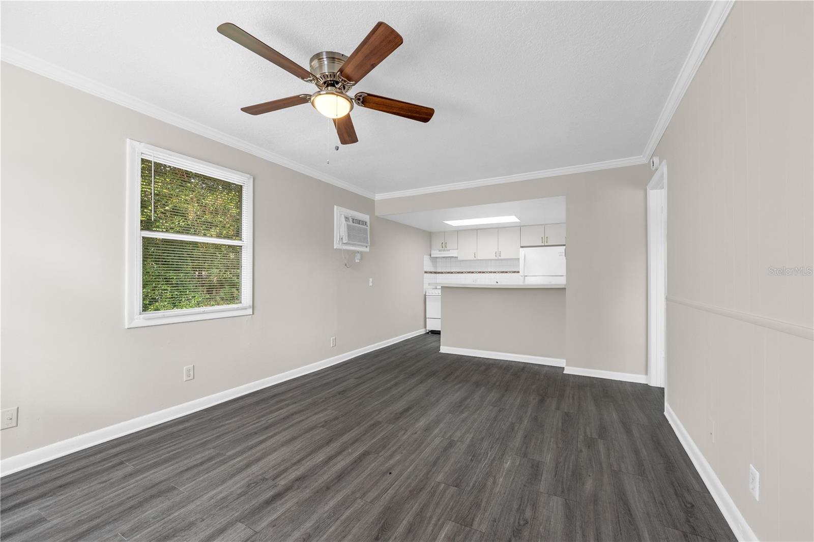 Image 4 of 17 For 5123 Curry Ford Road 3