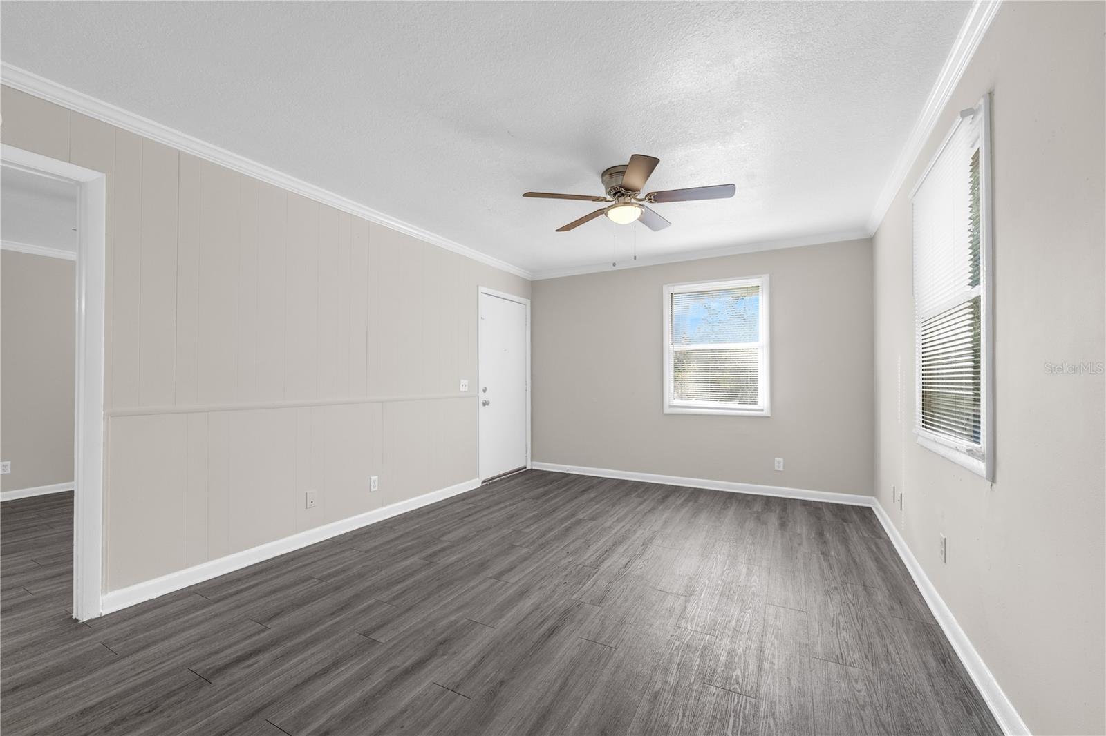 Image 6 of 17 For 5123 Curry Ford Road 3