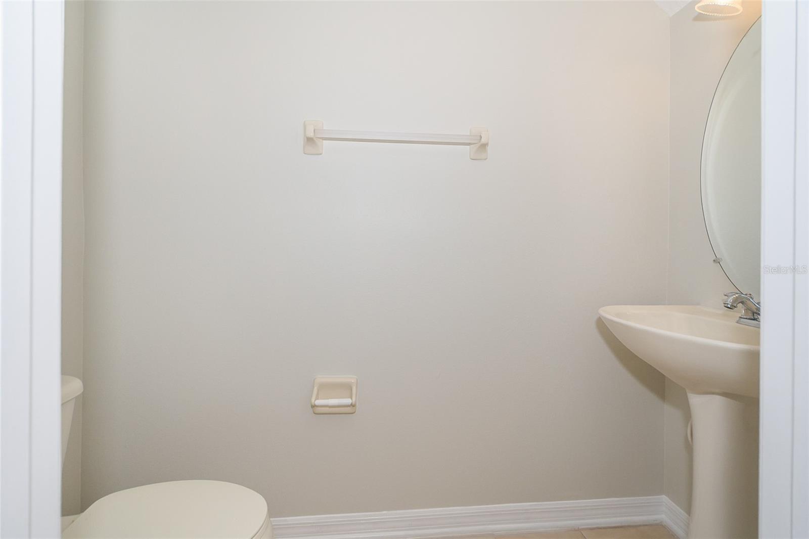 Image 12 of 20 For 3545 Wilshire Way 55