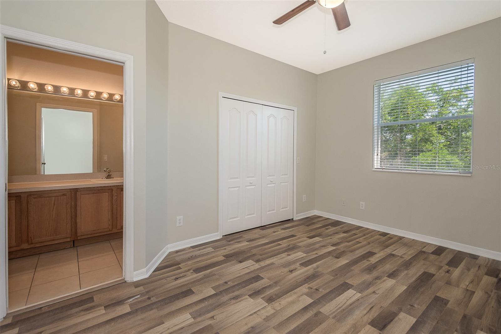 Image 16 of 20 For 3545 Wilshire Way 55