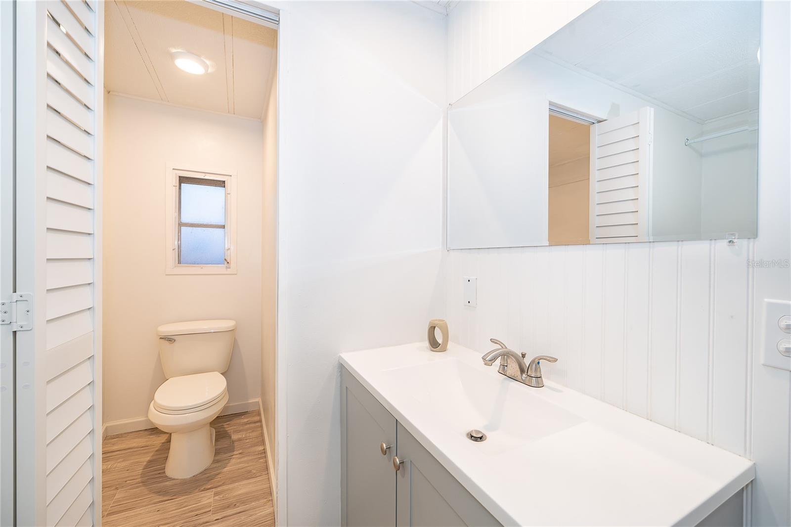 Image 15 of 20 For 29 Maplehurst Avenue