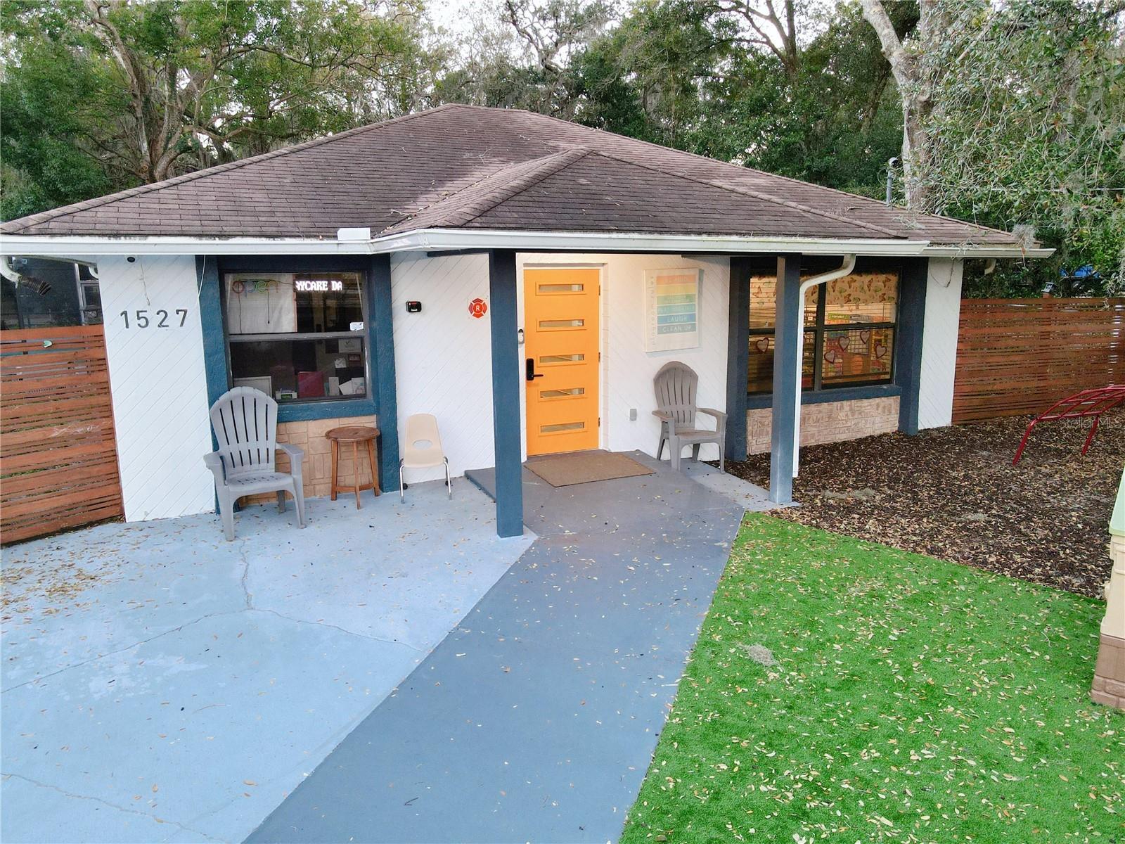 Listing photo id 21 for 1521 Heron Wood Place