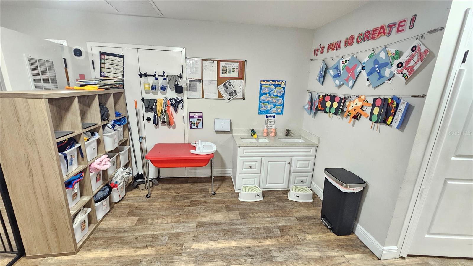 Listing photo id 29 for 1521 Heron Wood Place