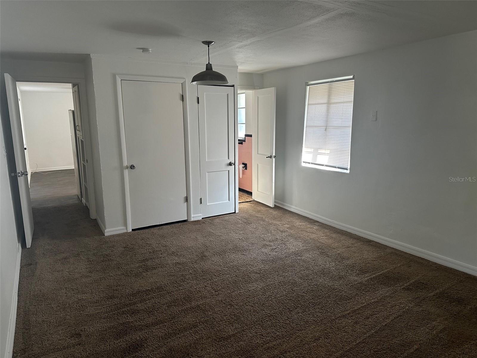 Image 14 of 39 For 5310 Ridgewood Avenue