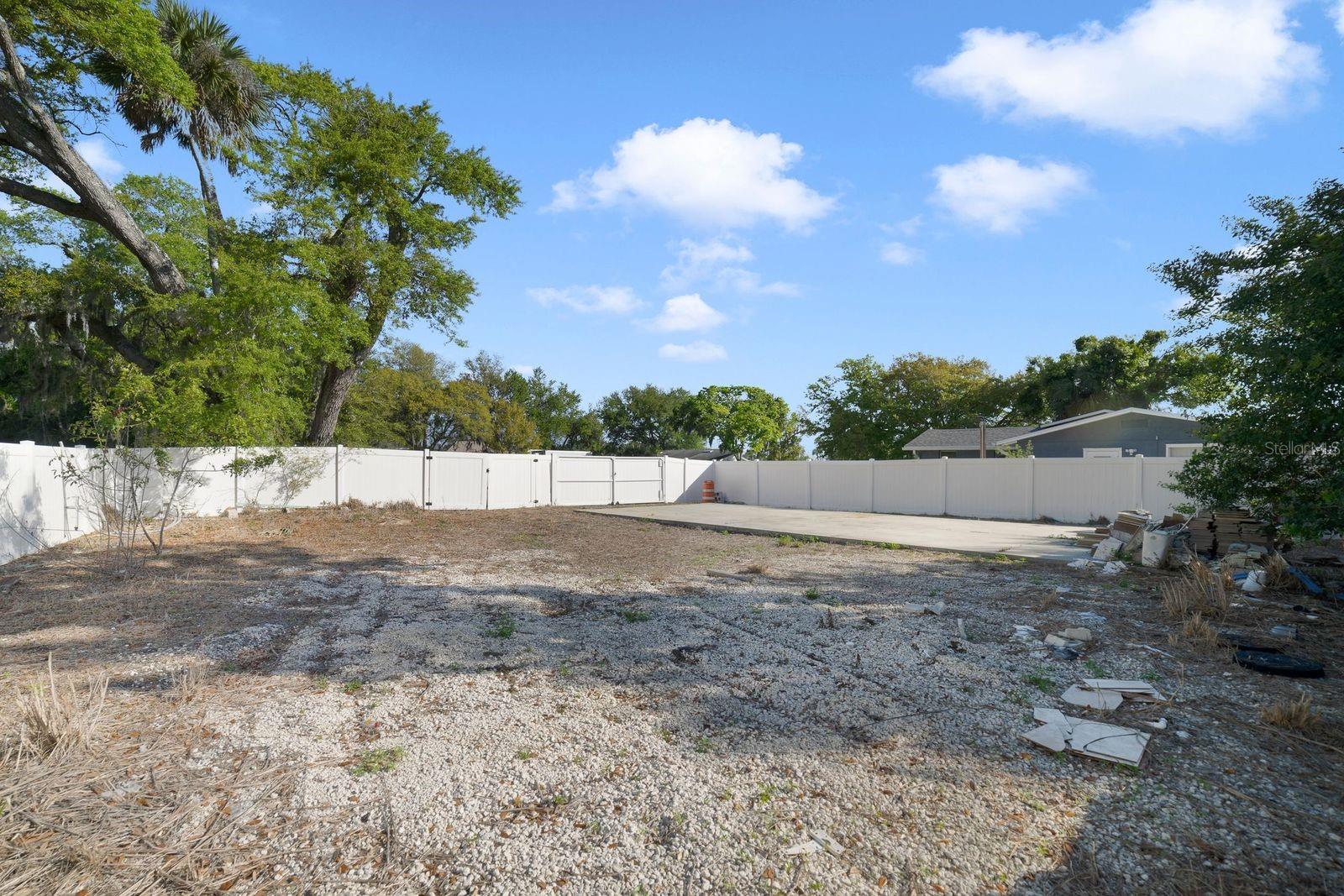 Image 34 of 39 For 5310 Ridgewood Avenue